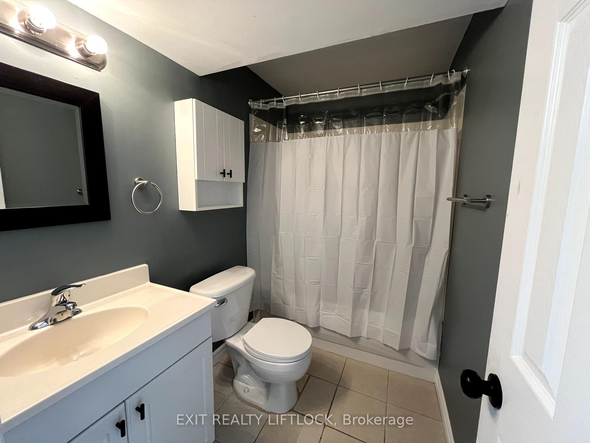 Photo 15 of 722 Trailview Drive, Peterborough, Ashburnham Ward 4 — HOMEH