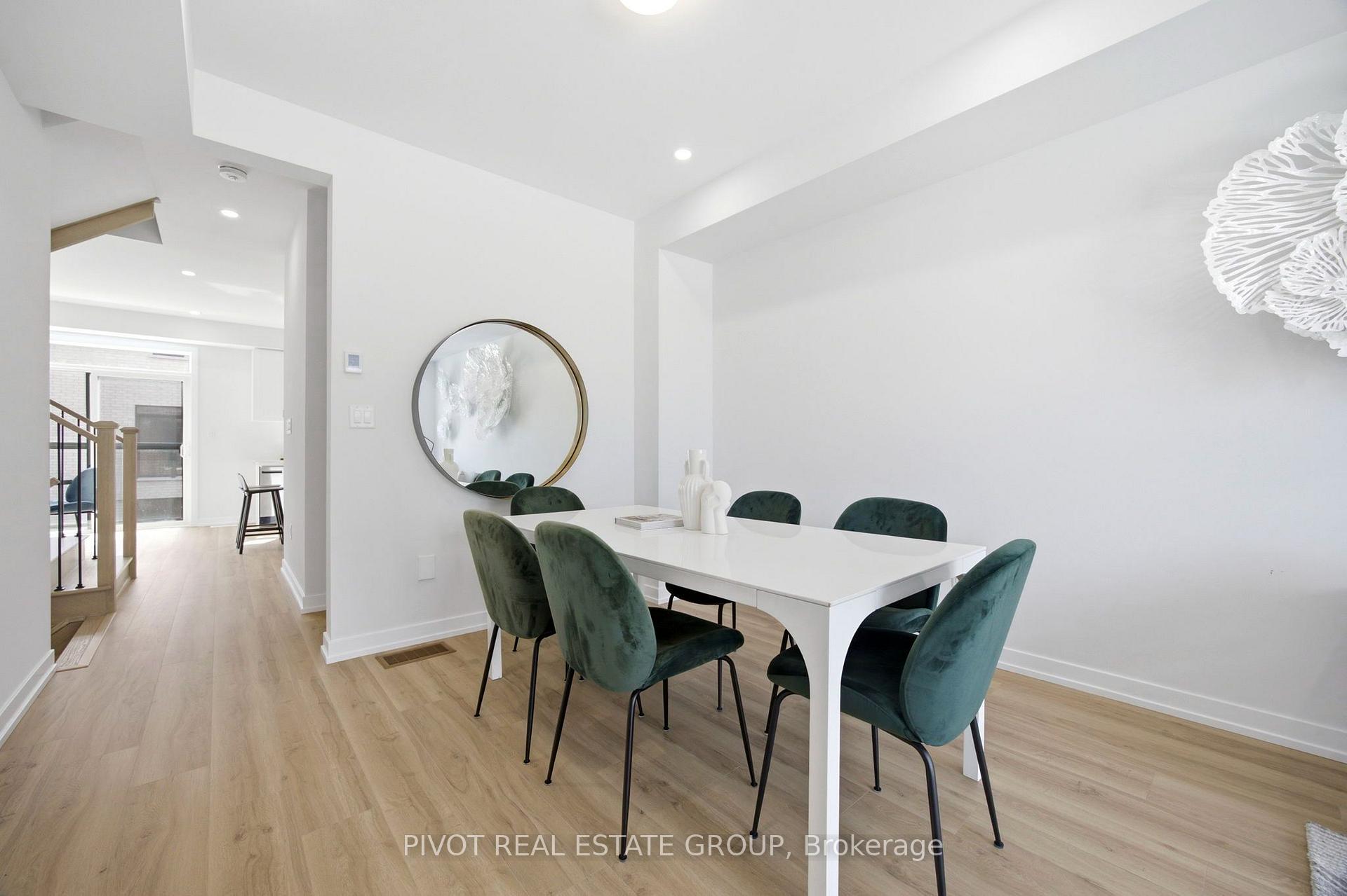 Photo 10 of 138 Danielle Moore Circle, Scarborough, Bendale — HOMEH