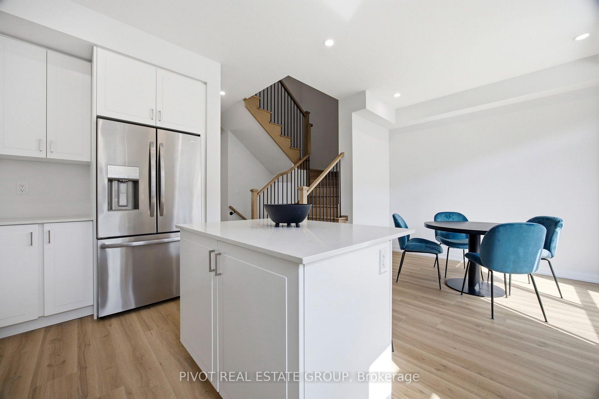 Photo 20 of 138 Danielle Moore Circle, Scarborough, Bendale — HOMEH