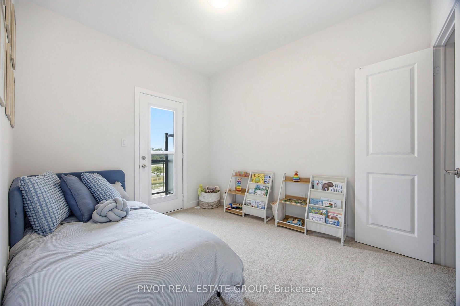 Photo 28 of 138 Danielle Moore Circle, Scarborough, Bendale — HOMEH