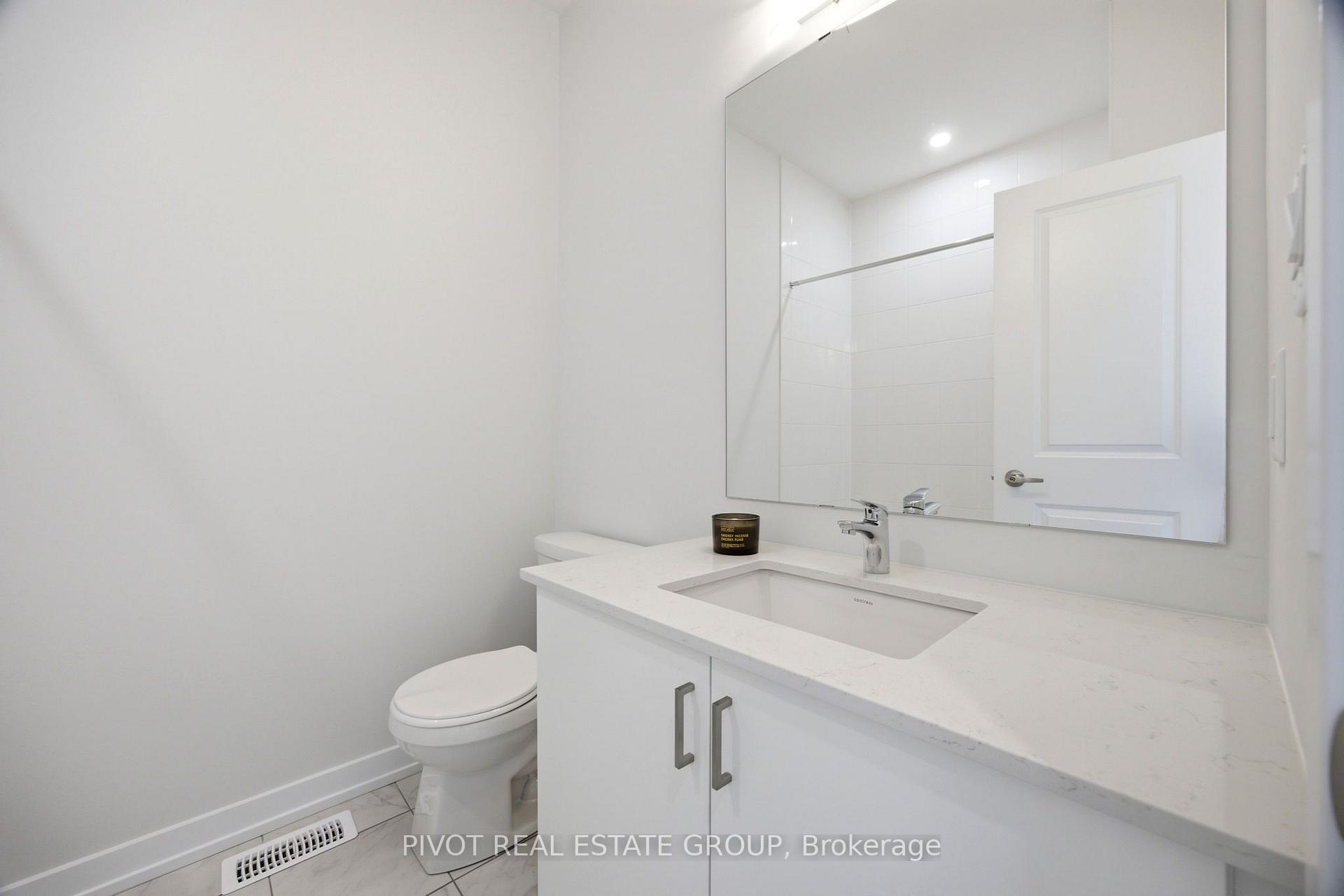Photo 33 of 138 Danielle Moore Circle, Scarborough, Bendale — HOMEH