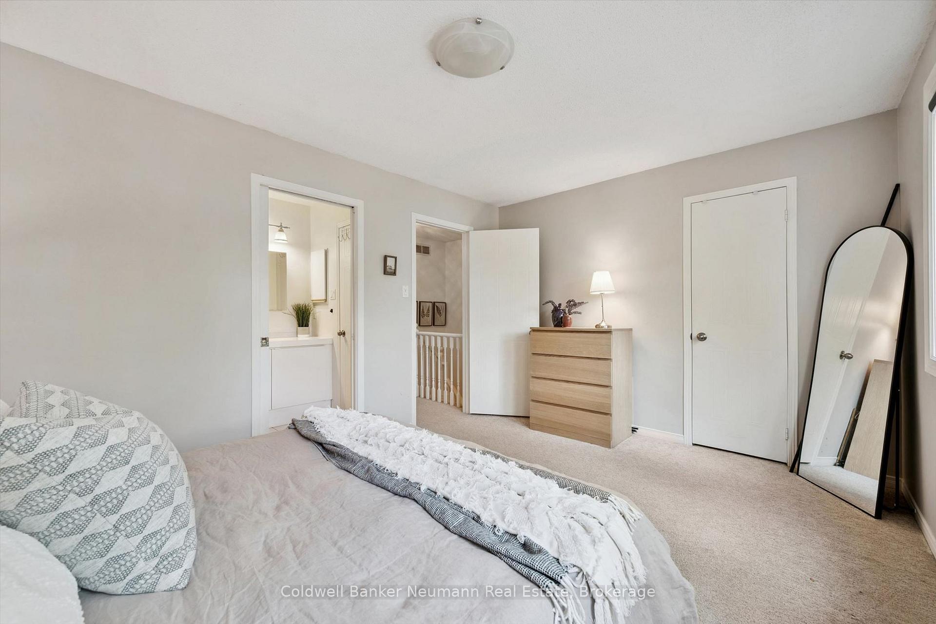 Photo 19 of Unit 5, 39 Ptarmigan Drive, Guelph, Kortright Hills — HOMEH
