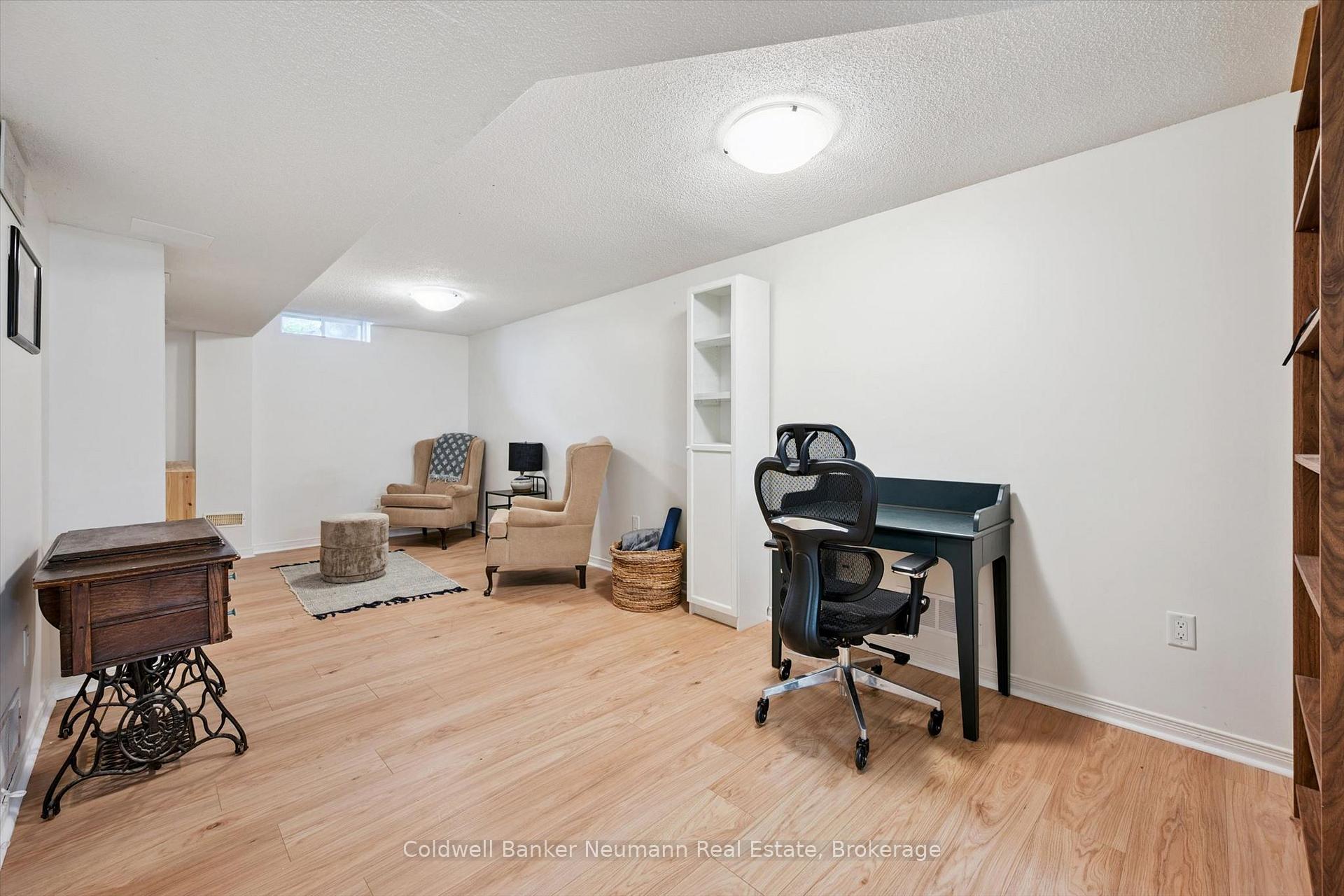 Photo 21 of Unit 5, 39 Ptarmigan Drive, Guelph, Kortright Hills — HOMEH
