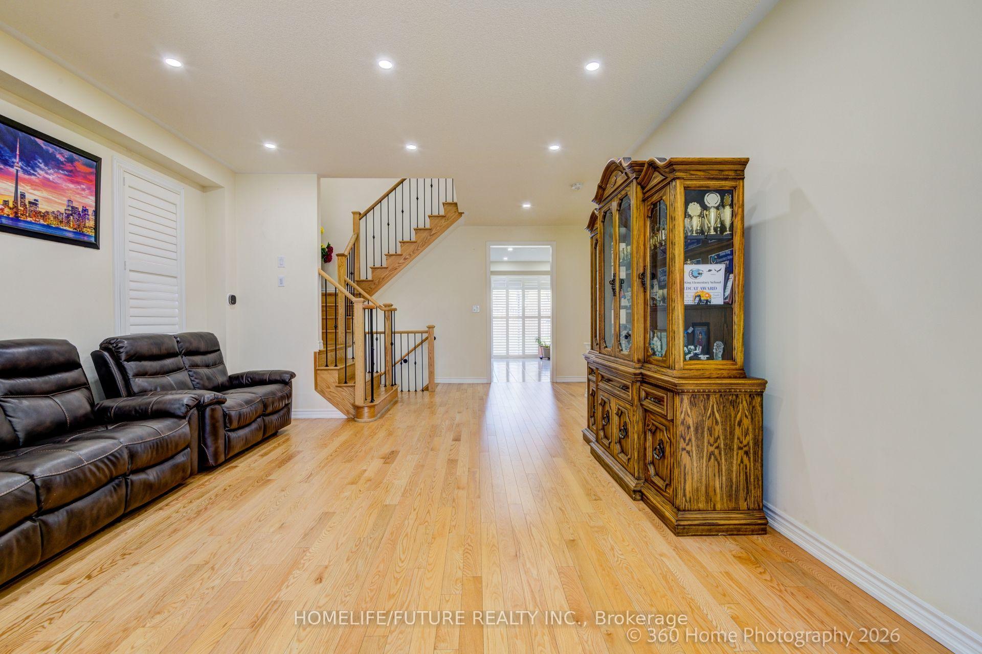 Photo 5 of 42 Samuel Crescent, Springwater, Centre Vespra — HOMEH