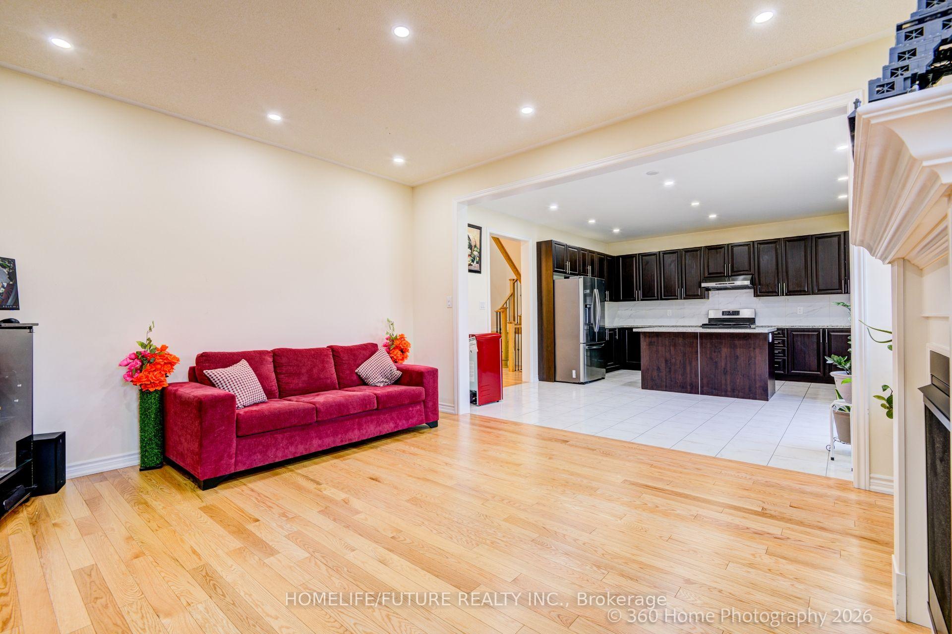 Photo 13 of 42 Samuel Crescent, Springwater, Centre Vespra — HOMEH