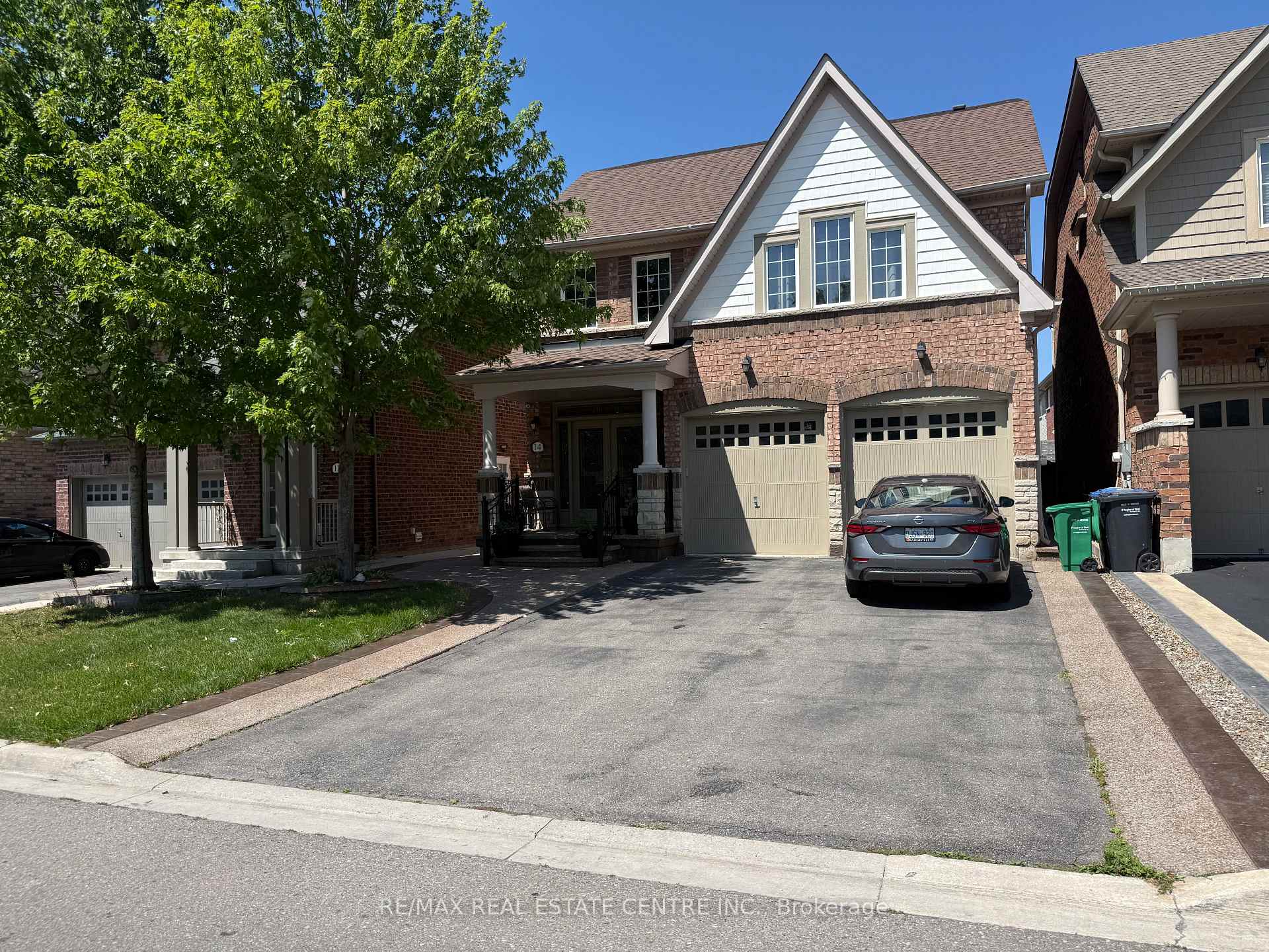 Photo 1 of 14 Twistleton Street, Caledon, Rural Caledon — HOMEH