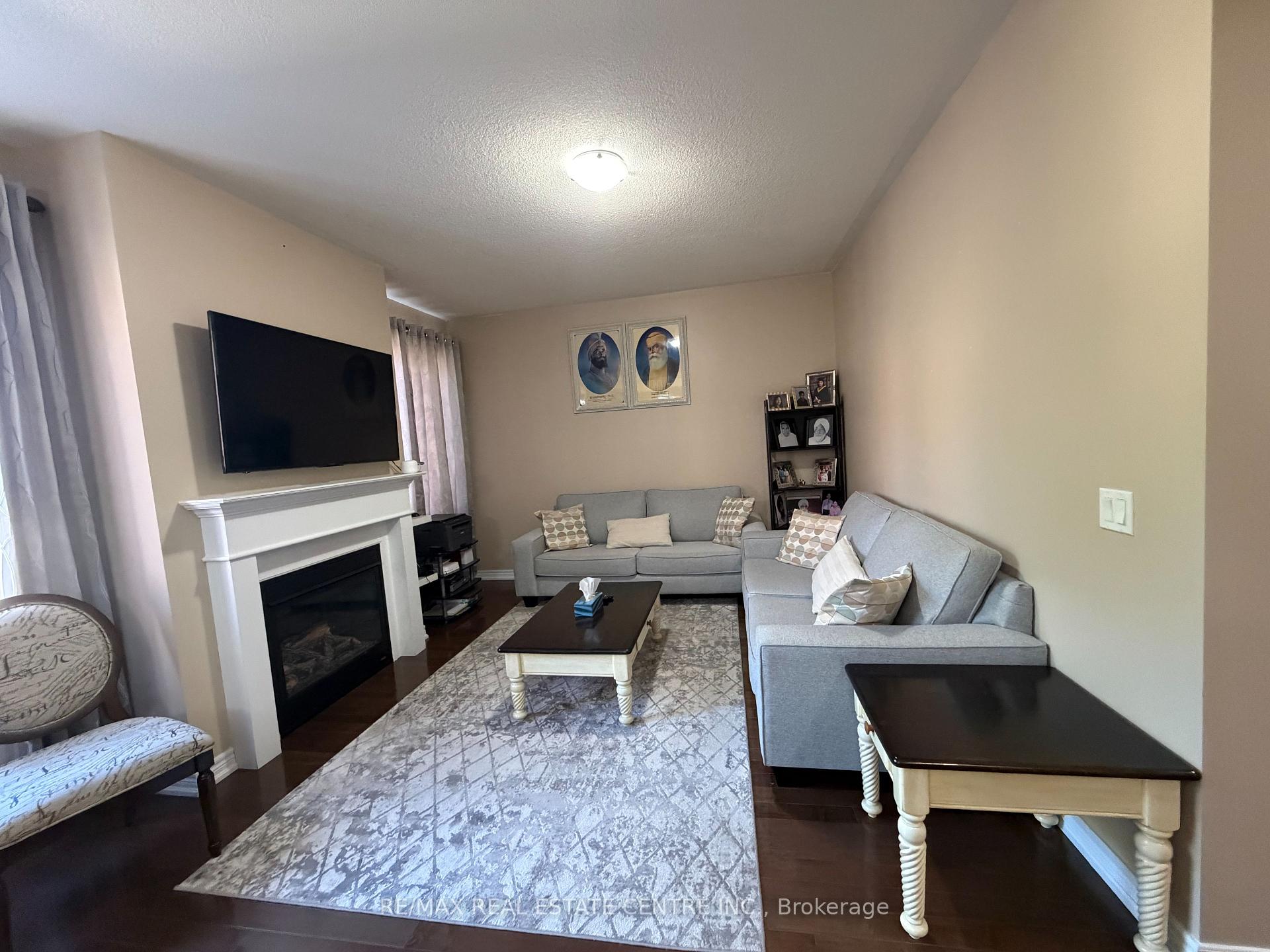 Photo 9 of 14 Twistleton Street, Caledon, Rural Caledon — HOMEH