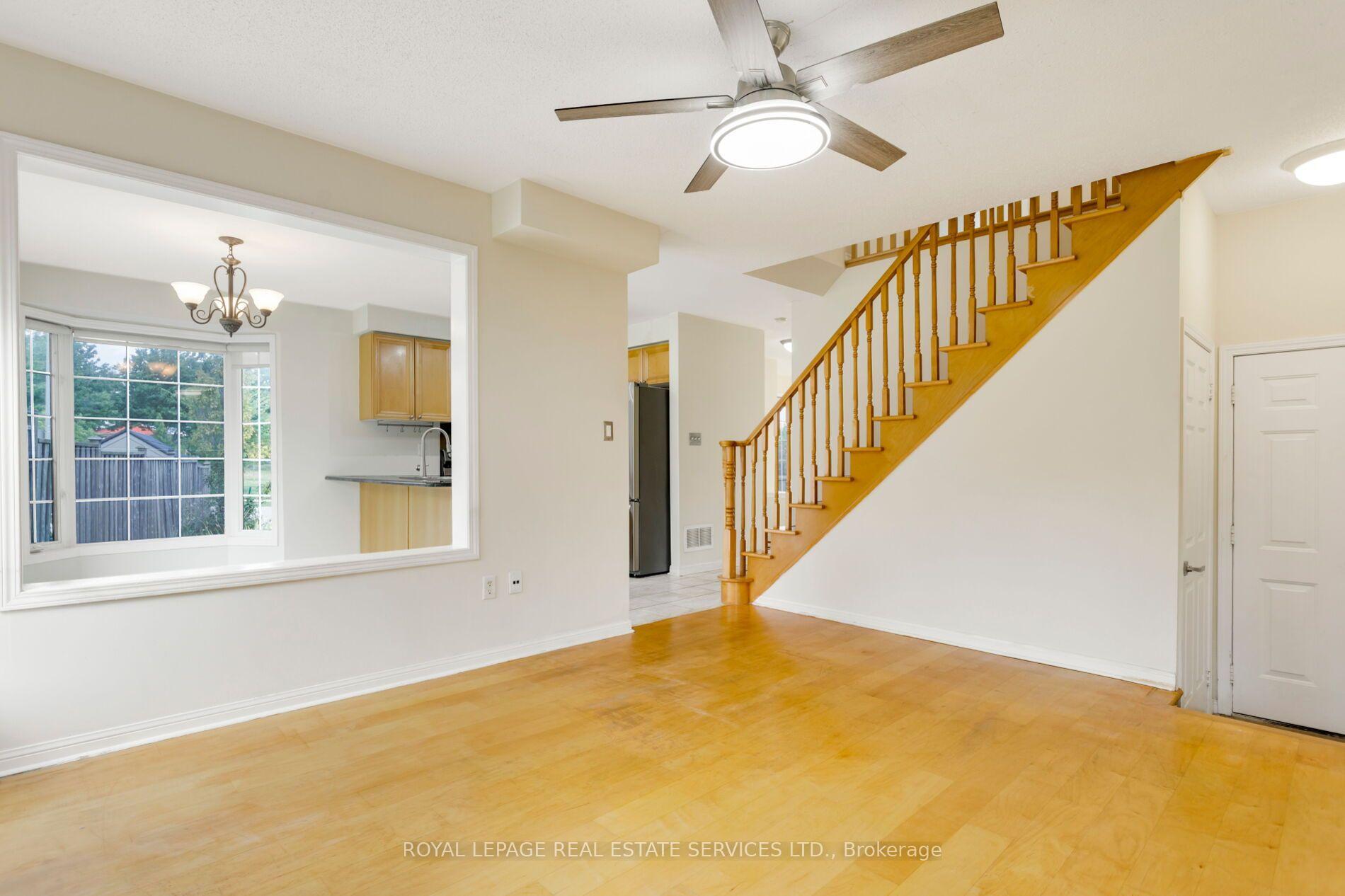 Photo 15 of 2204 Grand Oak Trail, Oakville, Westmount — HOMEH