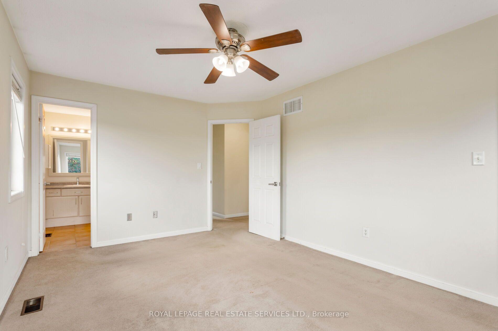 Photo 18 of 2204 Grand Oak Trail, Oakville, Westmount — HOMEH