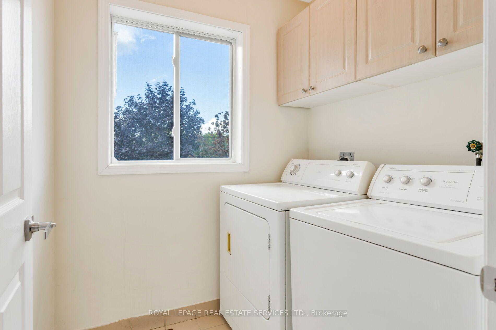 Photo 32 of 2204 Grand Oak Trail, Oakville, Westmount — HOMEH
