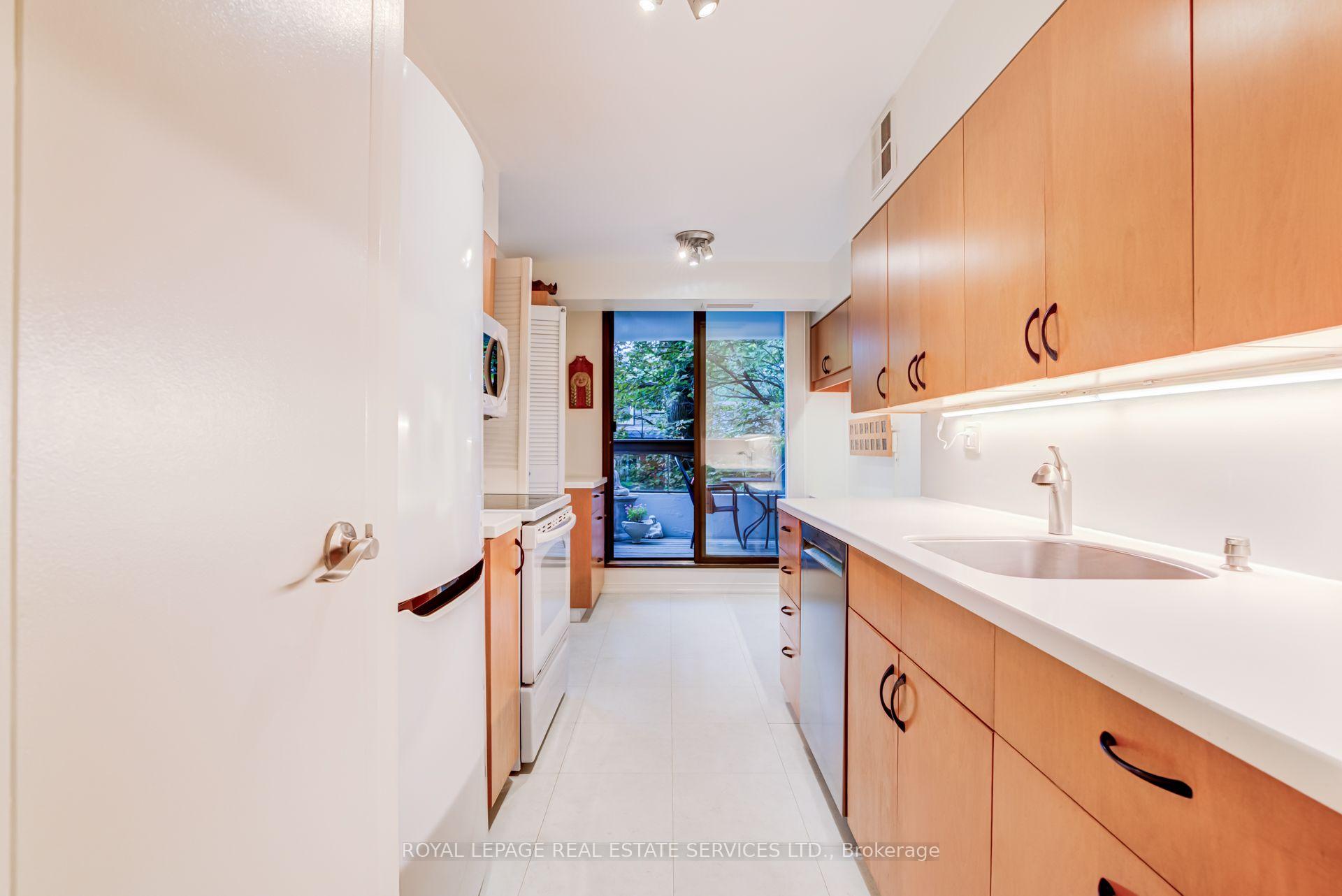 Photo 8 of Unit 202, 80 Quebec Avenue, Toronto, High Park North — HOMEH