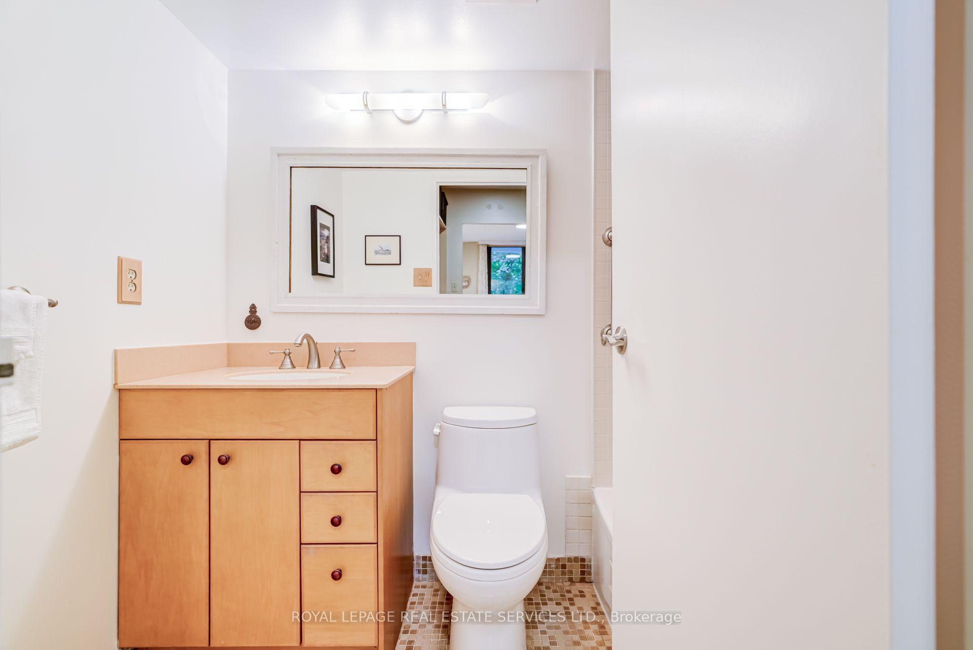 Photo 11 of Unit 202, 80 Quebec Avenue, Toronto, High Park North — HOMEH