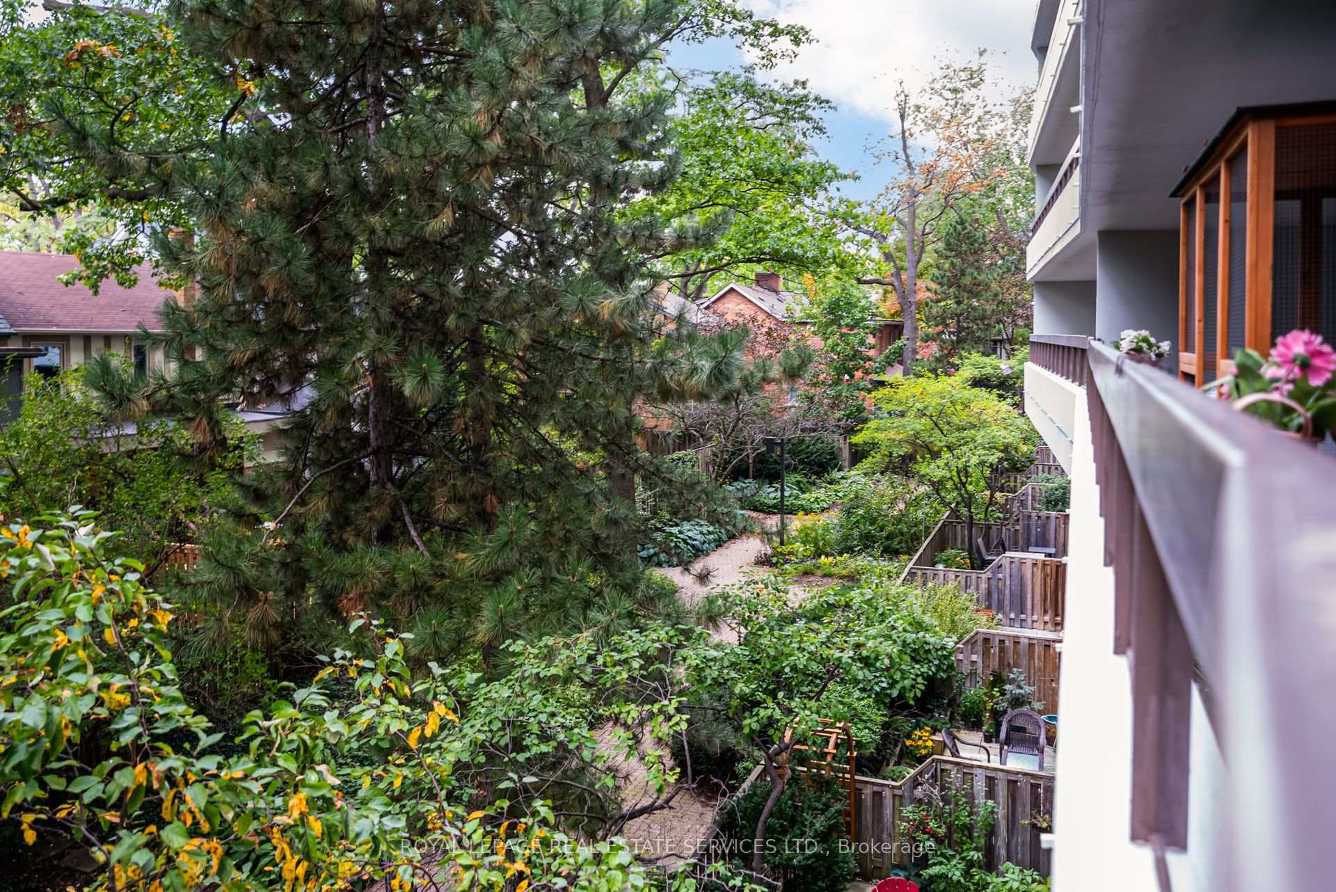 Photo 23 of Unit 202, 80 Quebec Avenue, Toronto, High Park North — HOMEH