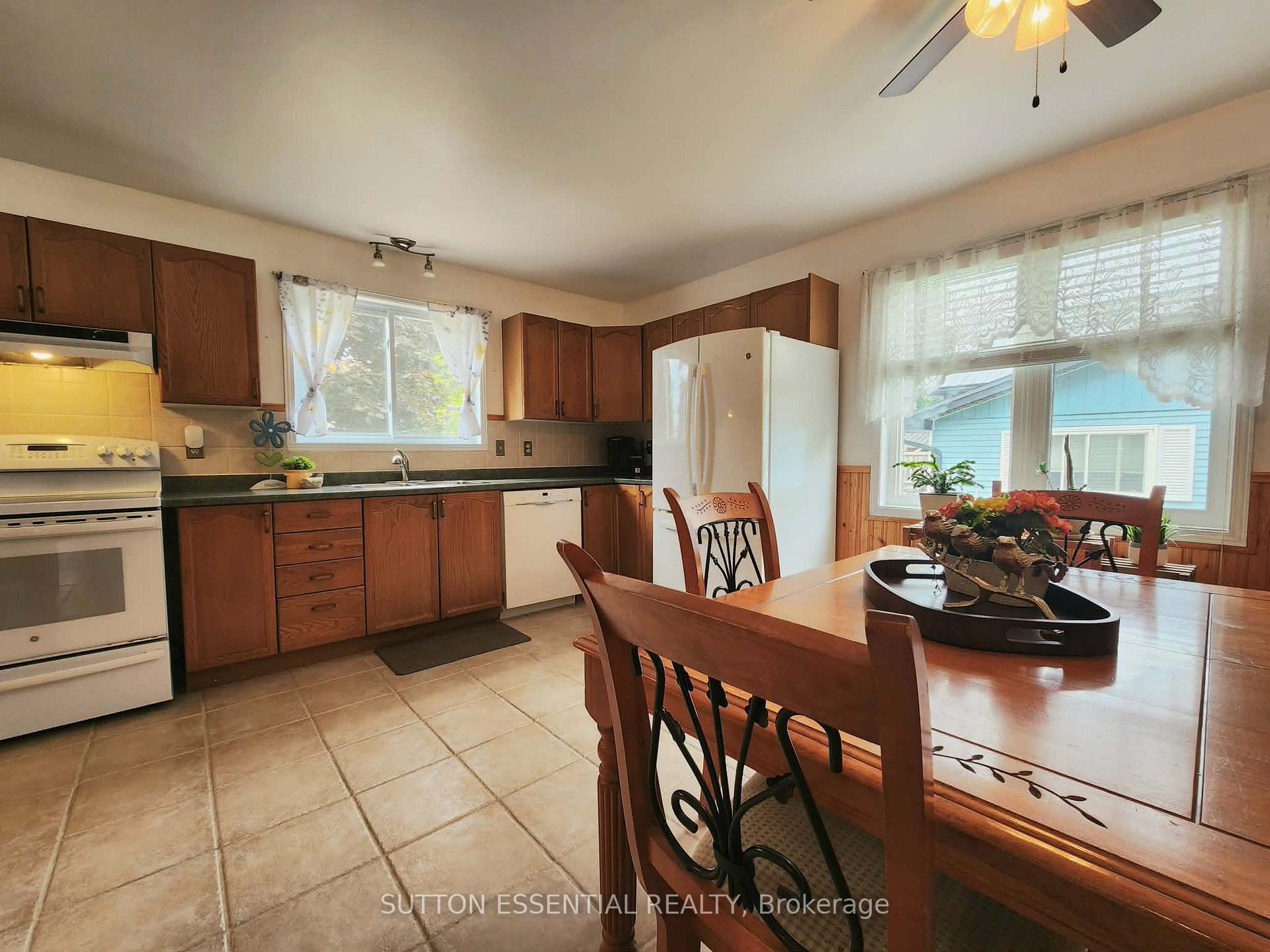 Photo 10 of 5128 Meadowland Drive, Edwardsburgh/Cardinal, Town of Cardinal — HOMEH