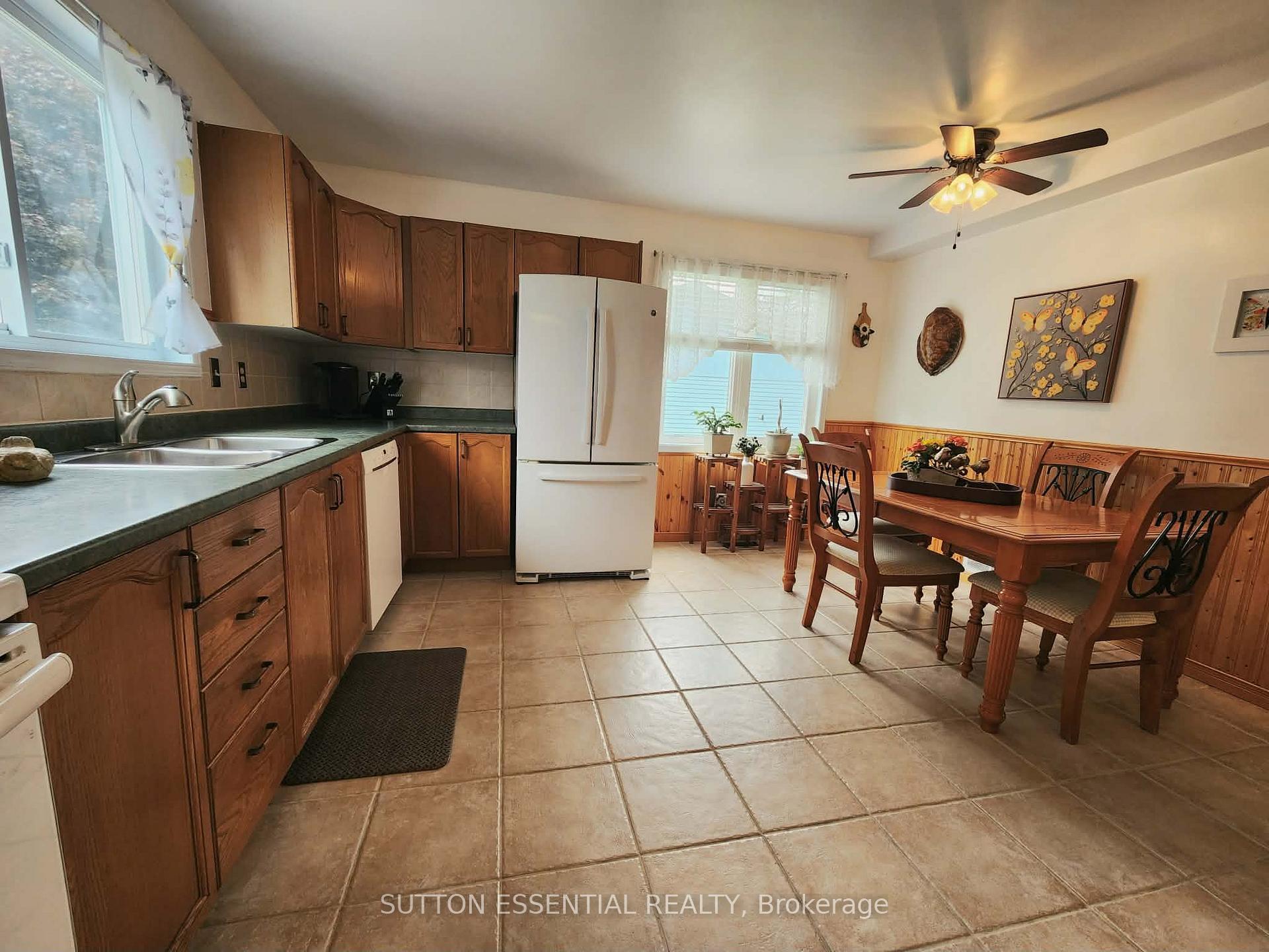Photo 13 of 5128 Meadowland Drive, Edwardsburgh/Cardinal, Town of Cardinal — HOMEH
