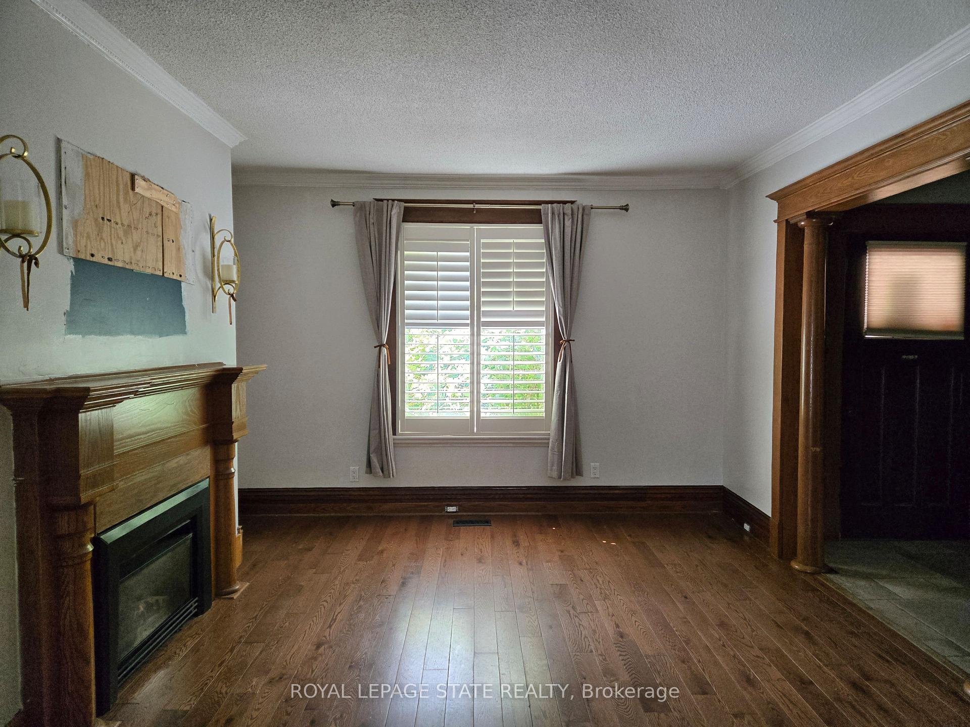 Photo 8 of 2087 Governors Road, Hamilton, Rural Flamborough — HOMEH