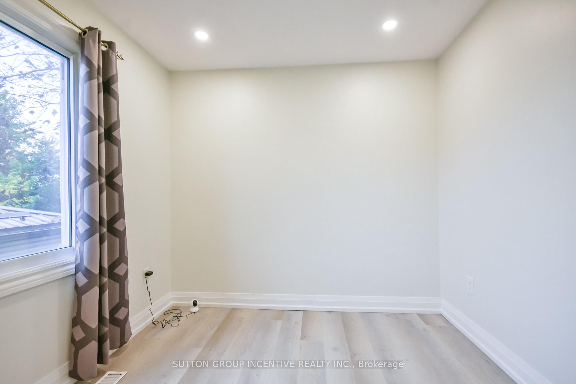 Photo 26 of Unit B, 33 Cundles Road E, Barrie, Cundles East — HOMEH