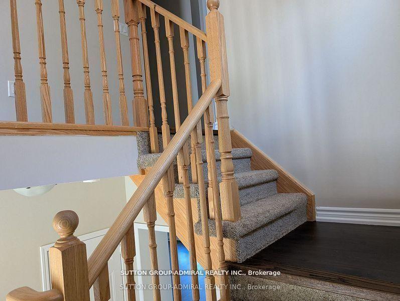 Photo 11 of 23 Hills Thistle Drive, Wasaga Beach — HOMEH