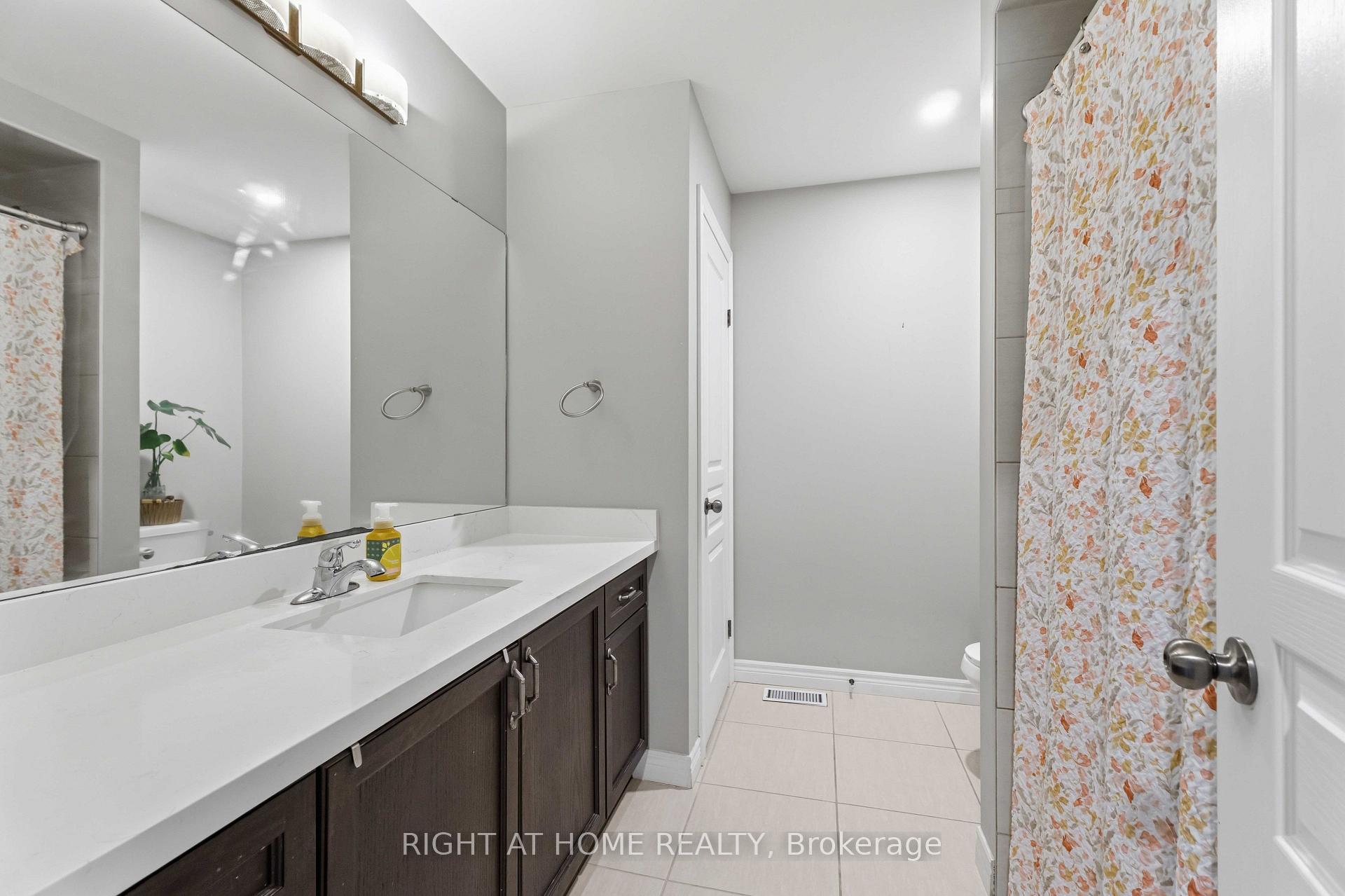 Photo 12 of 212 Chartwell Circle, Hamilton, Jerome — HOMEH