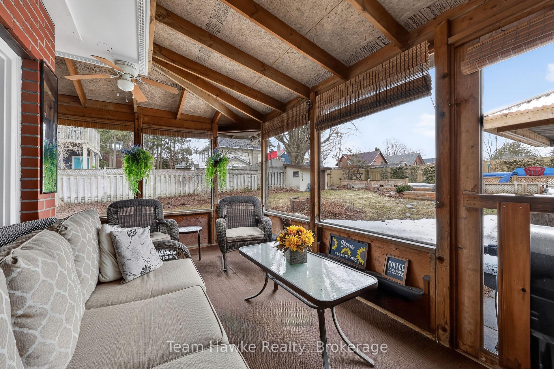 Photo 16 of 443 Elizabeth Street, Midland — HOMEH