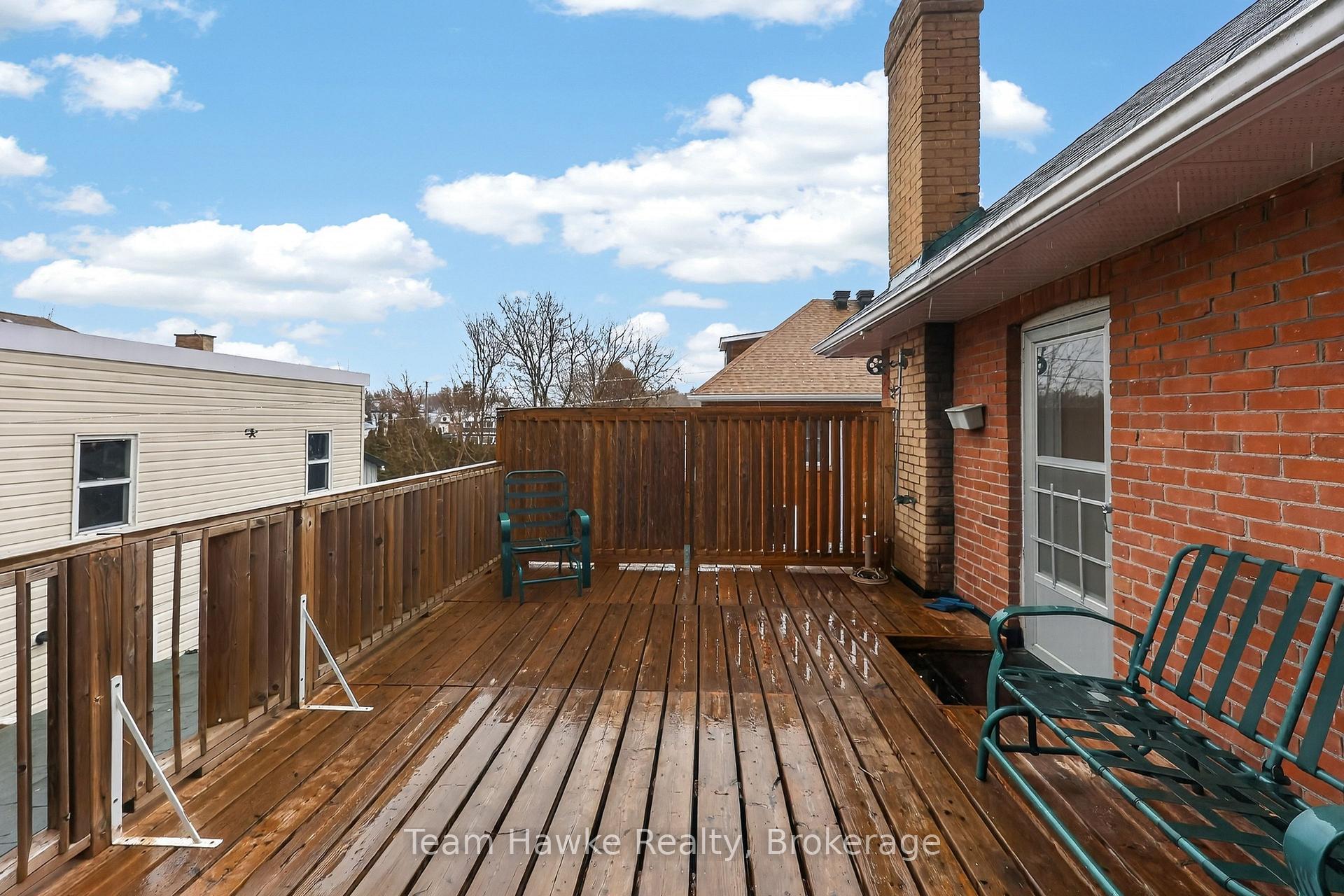 Photo 18 of 443 Elizabeth Street, Midland — HOMEH