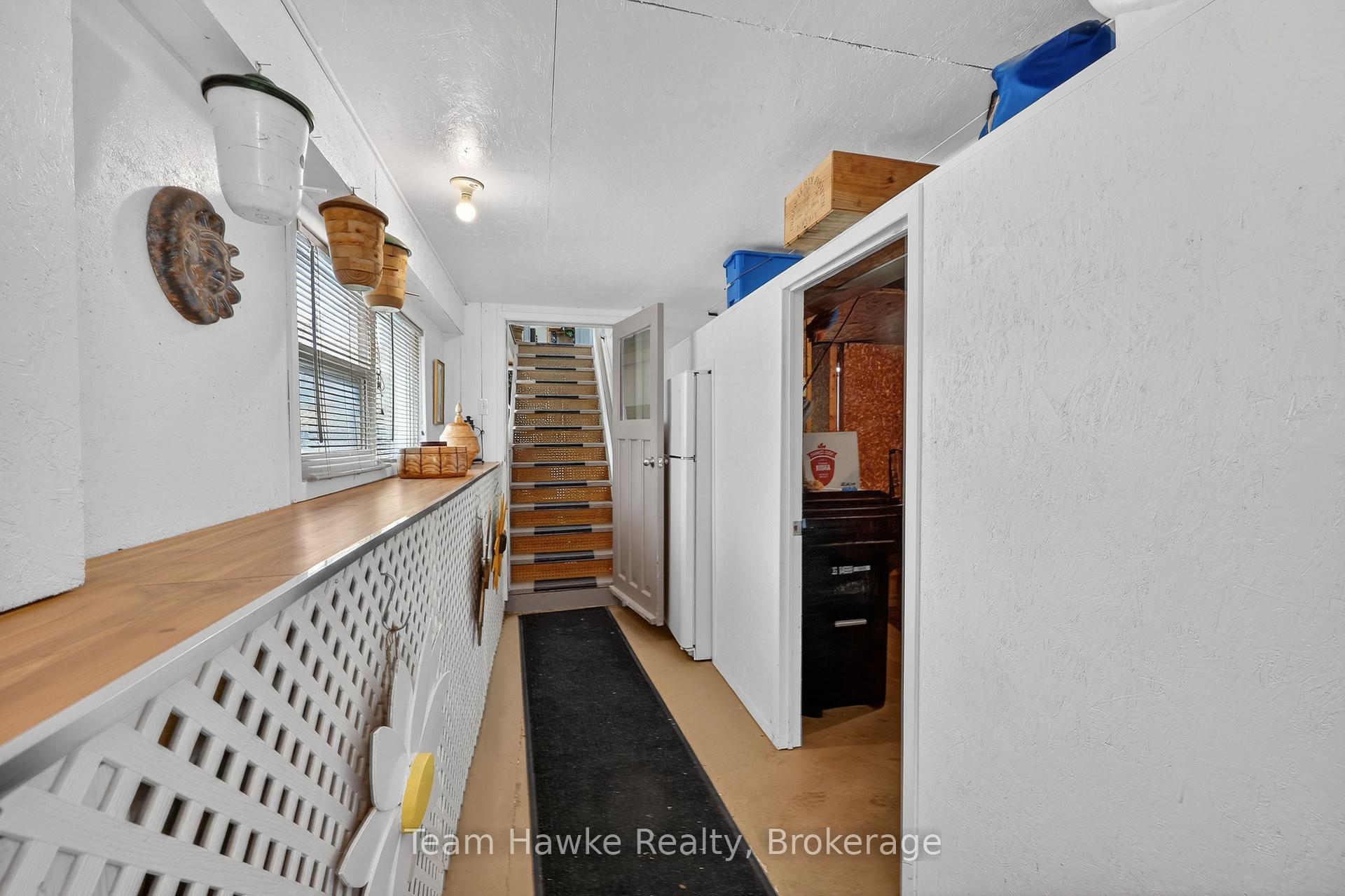 Photo 19 of 443 Elizabeth Street, Midland — HOMEH