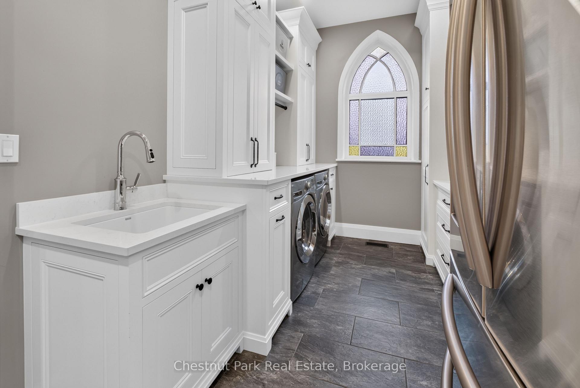 Photo 9 of 45 McMurray Street, Bracebridge — HOMEH