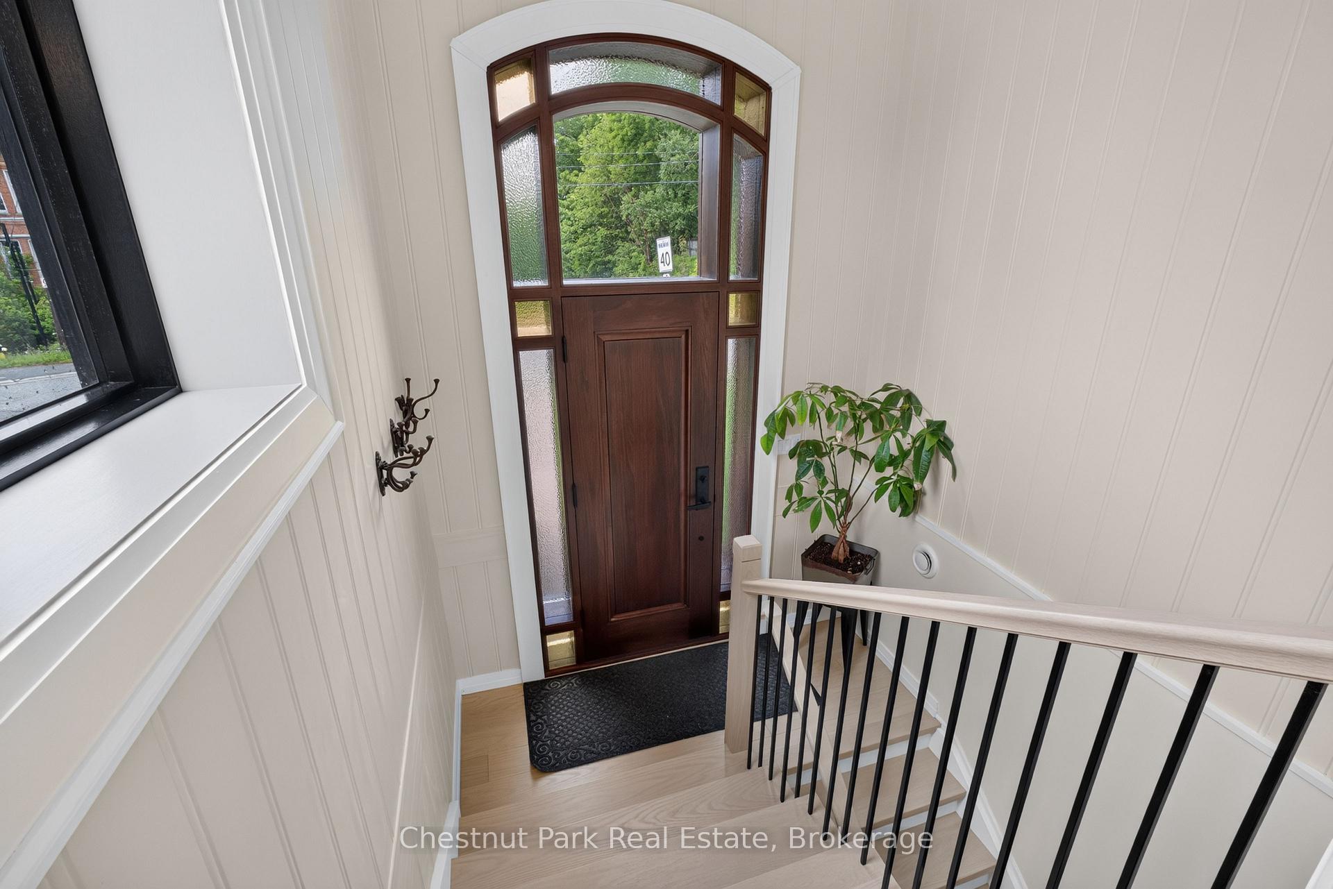 Photo 17 of 45 McMurray Street, Bracebridge — HOMEH