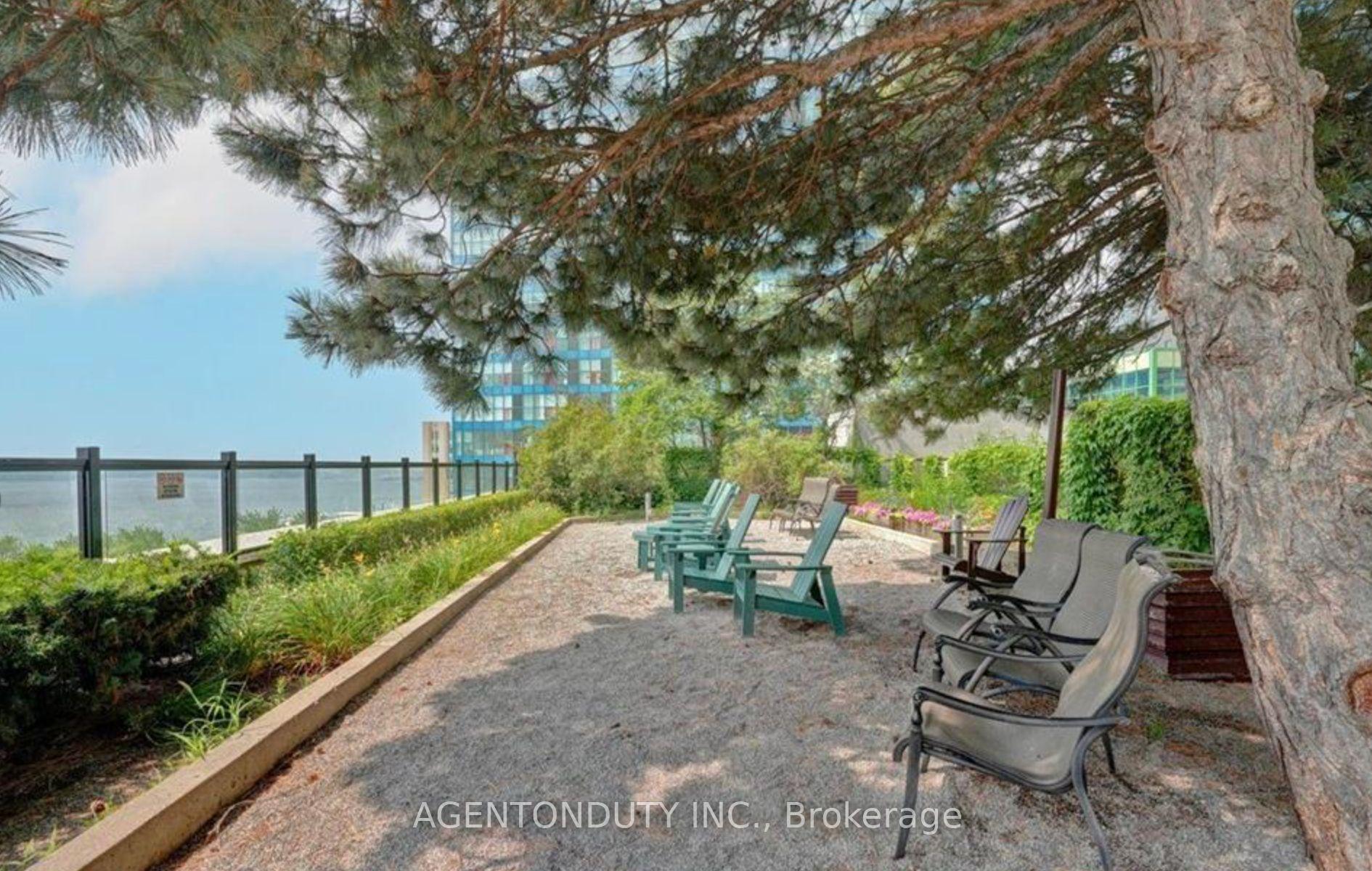 Photo 24 of Unit 1605, 65 Harbour Square, Toronto, Waterfront Communities — HOMEH