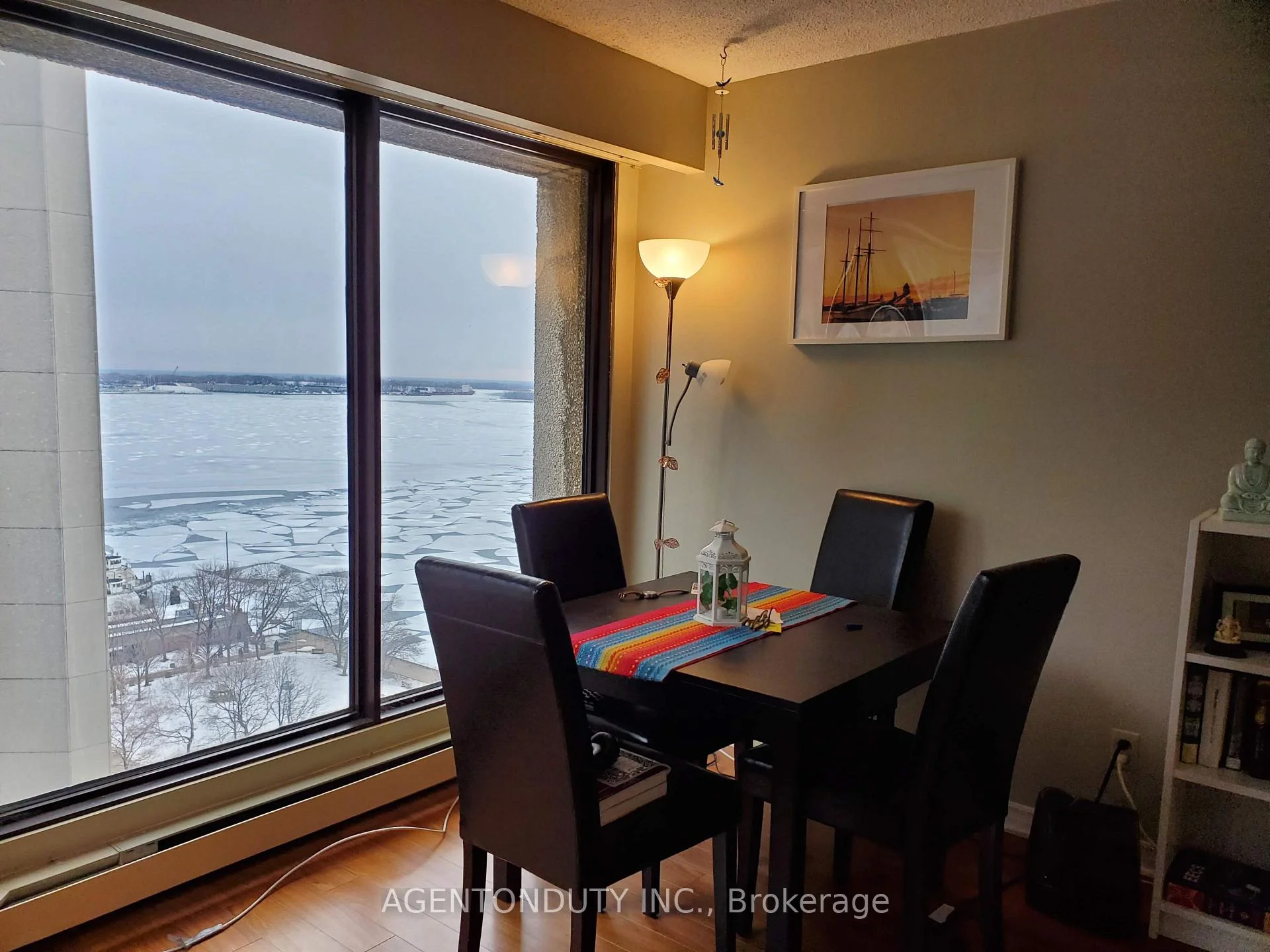 Photo 12 of Unit 1605, 65 Harbour Square, Toronto, Waterfront Communities — HOMEH