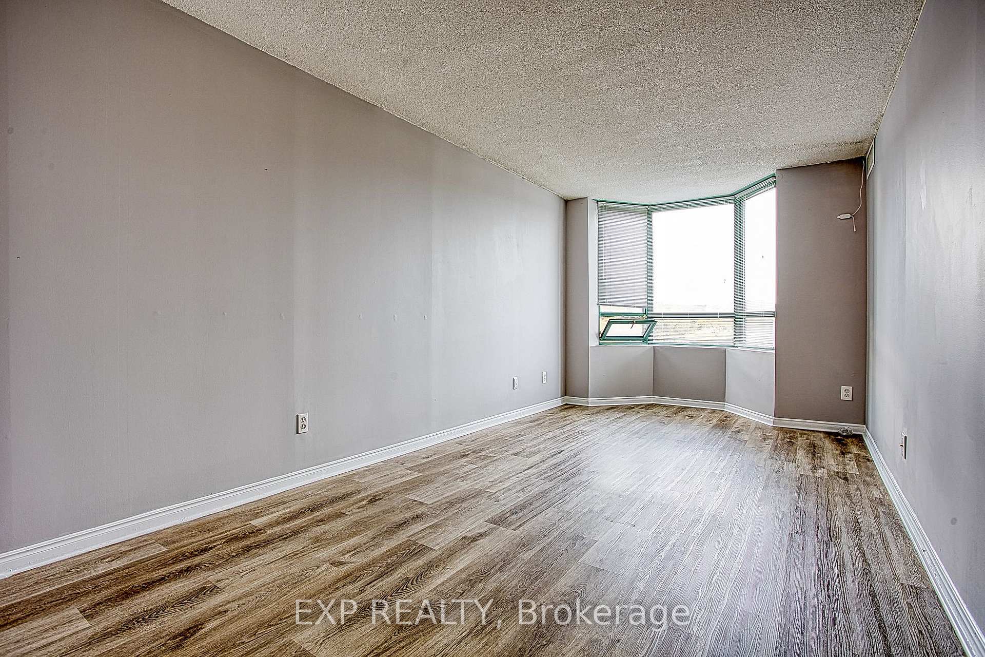 Photo 13 of Unit 502, 17 King Street E, Hamilton, Dundas — HOMEH