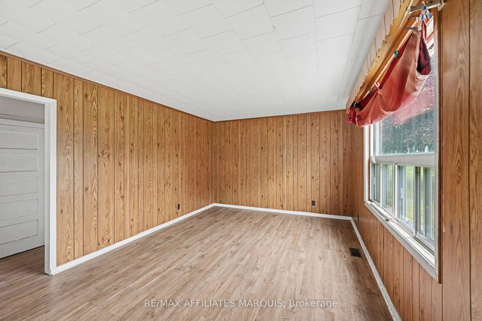 Photo 5 of 19 Churchill Crescent, Smiths Falls, Smiths Falls — HOMEH