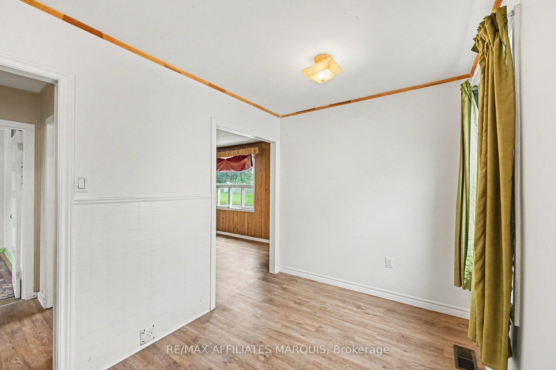 Photo 9 of 19 Churchill Crescent, Smiths Falls, Smiths Falls — HOMEH