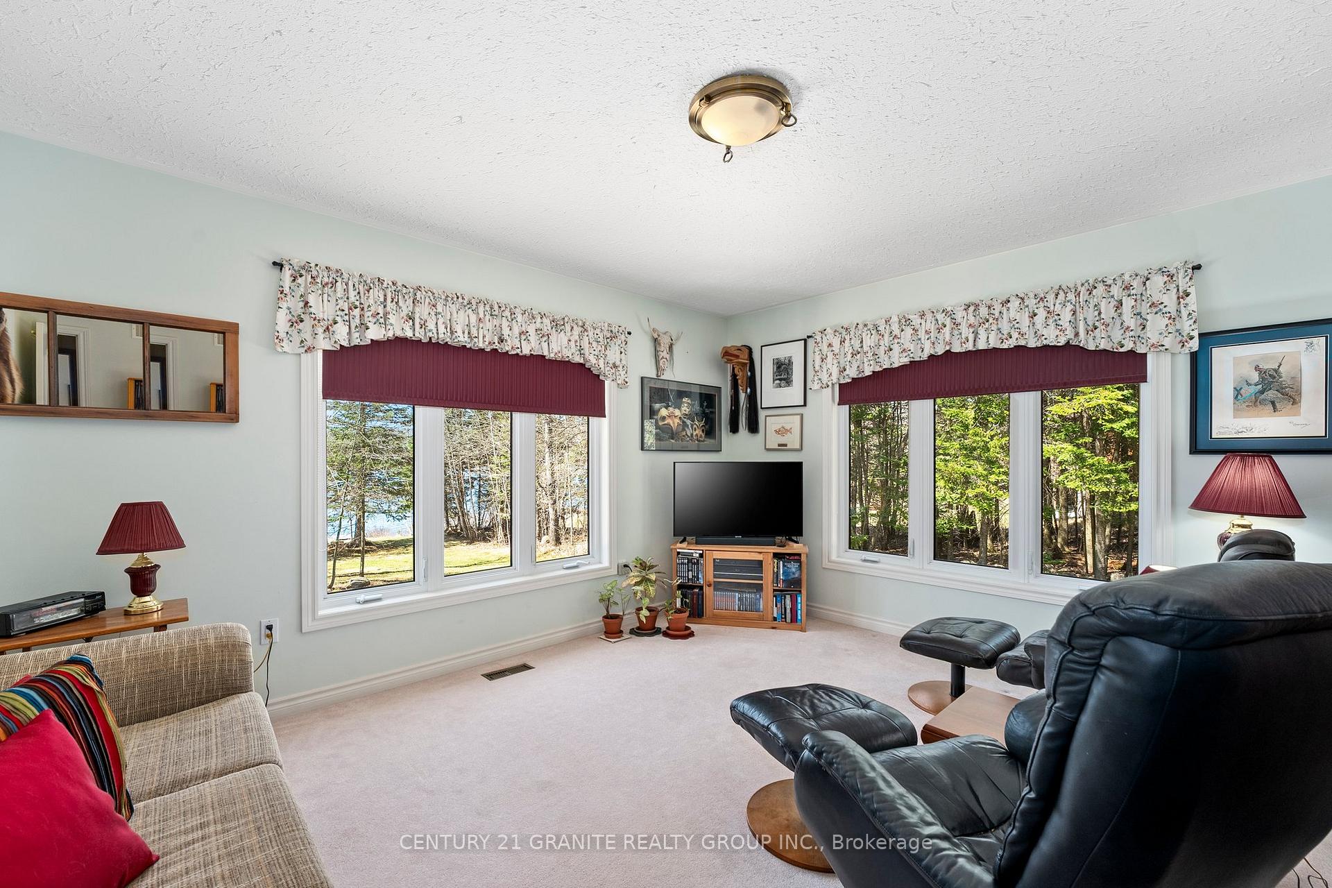 Photo 11 of 54 Cedar Drive, Hastings Highlands, Herschel Ward — HOMEH
