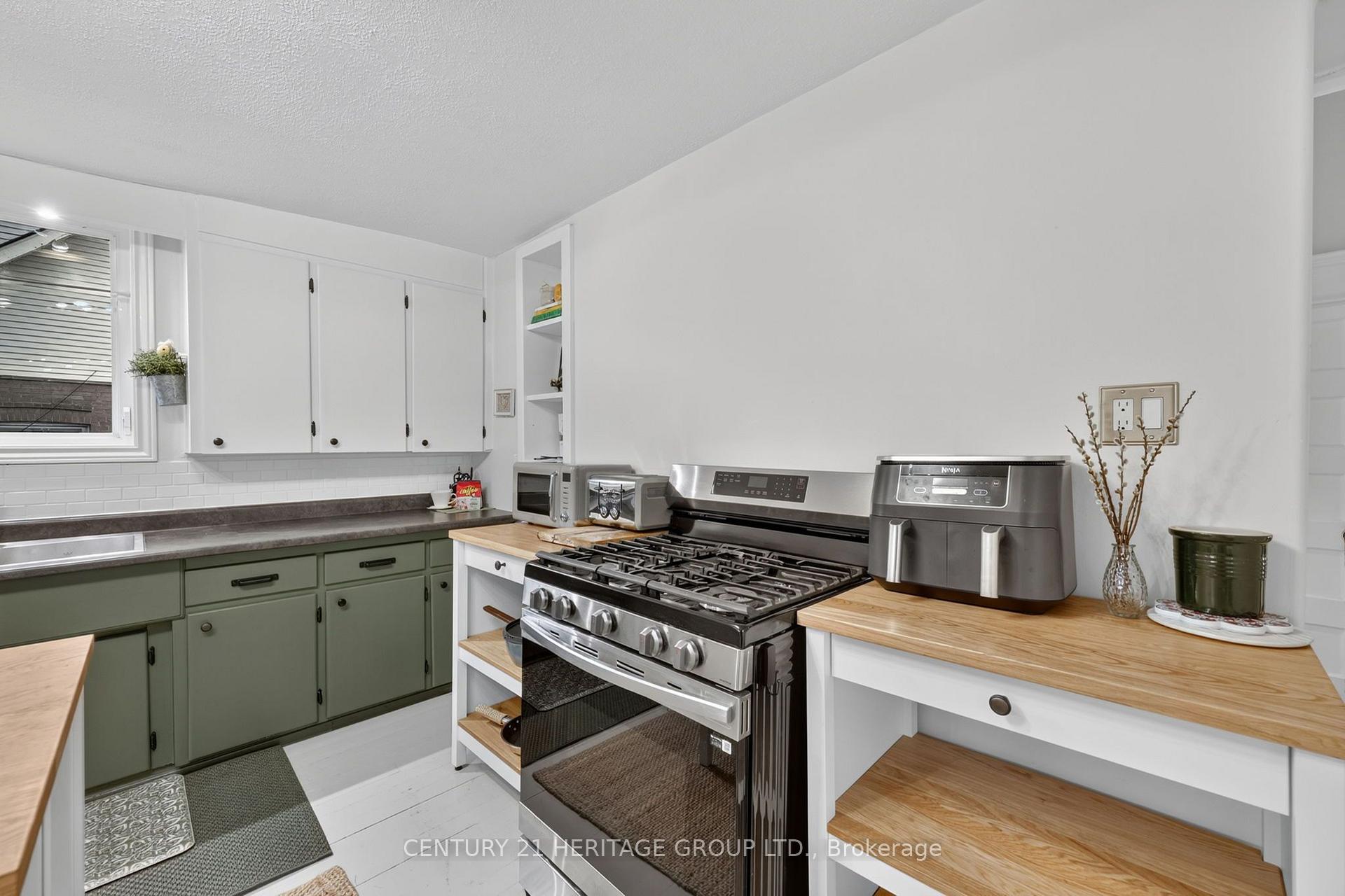 Photo 19 of 62 Queen Street N, New Tecumseth, Tottenham — HOMEH