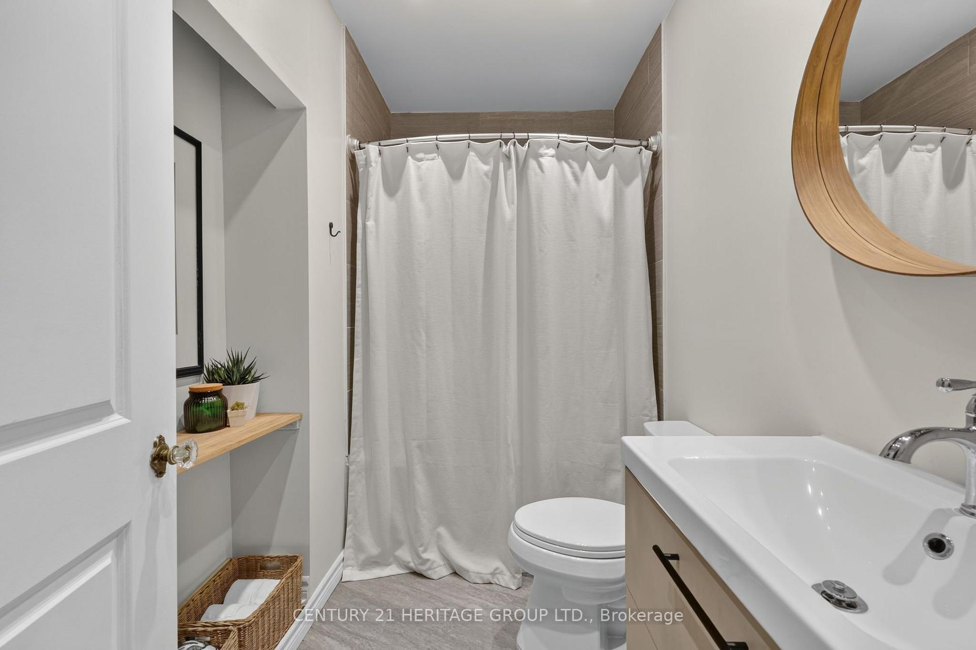 Photo 25 of 62 Queen Street N, New Tecumseth, Tottenham — HOMEH