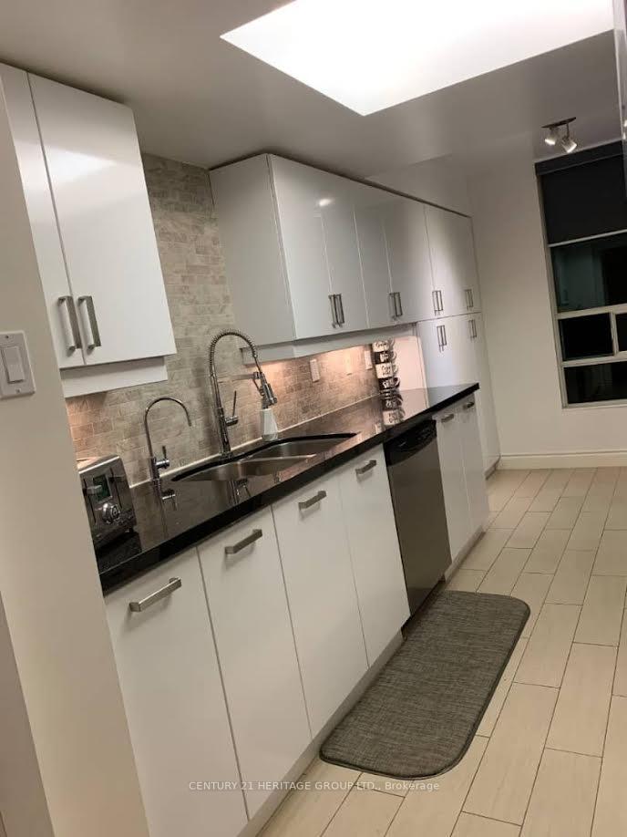 Photo 8 of Unit 525, 7805 Bayview Avenue, Markham, Aileen-Willowbrook — HOMEH