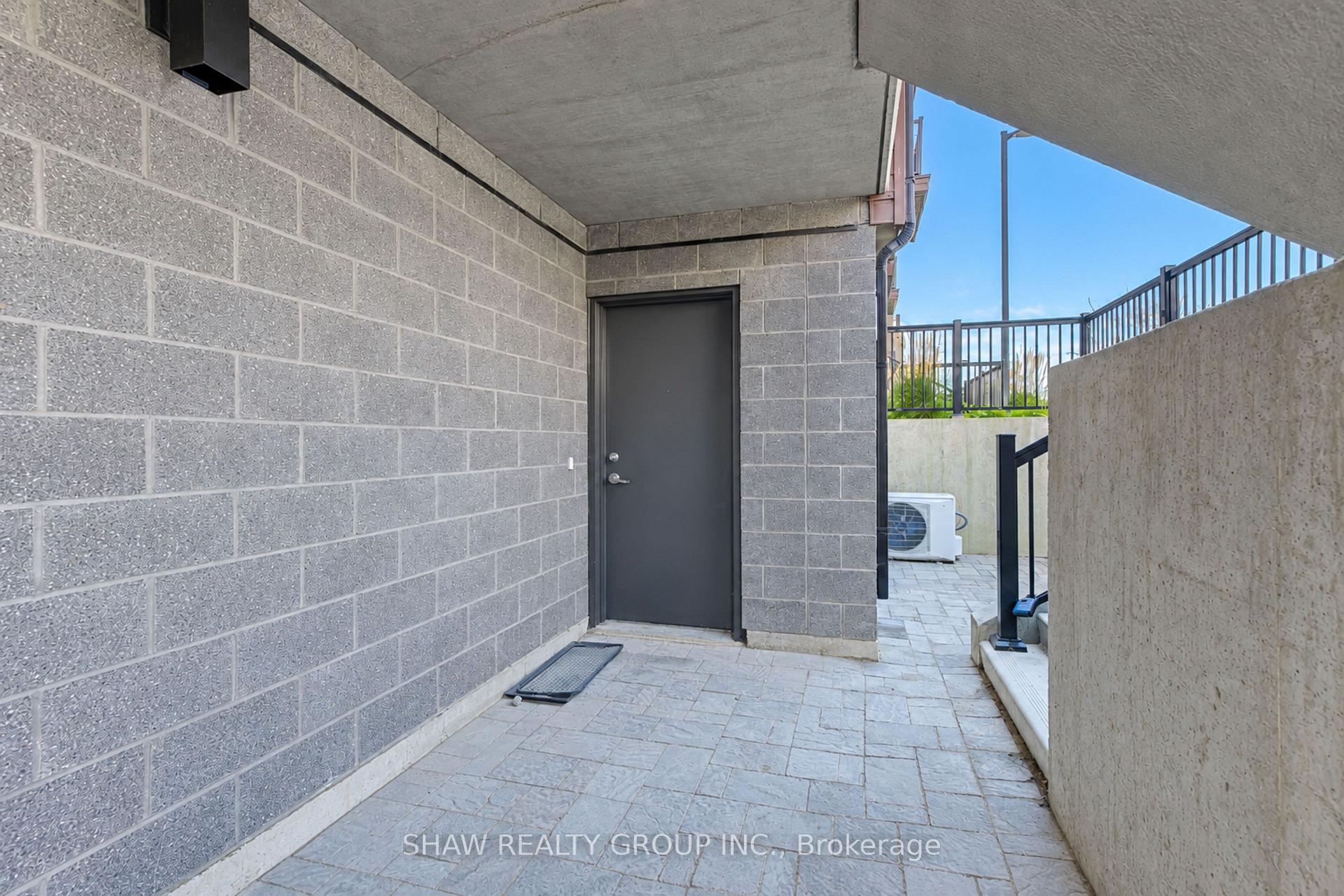 Photo 5 of Unit D16, 10 Palace Street, Kitchener, Laurentian Hills — HOMEH