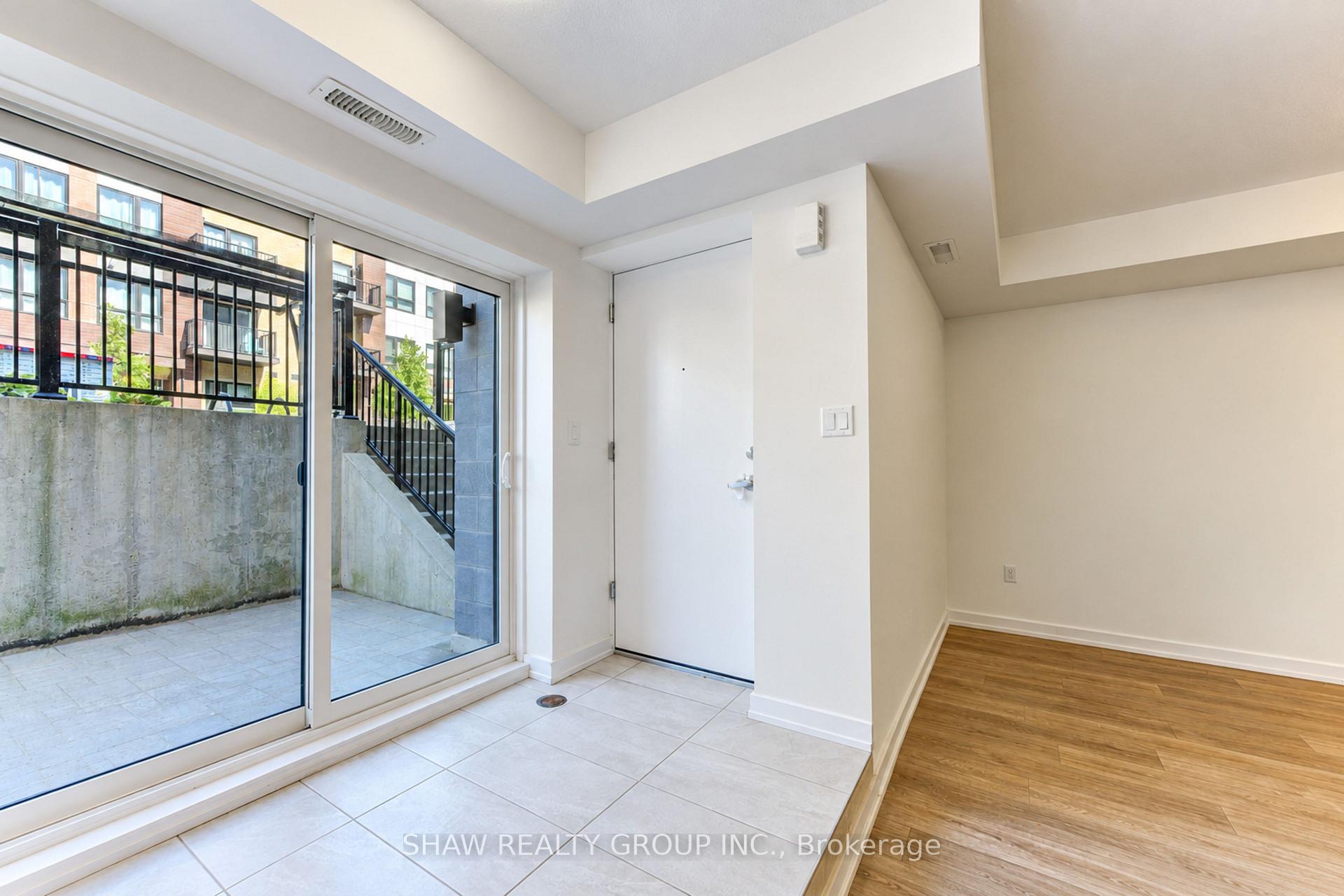 Photo 7 of Unit D16, 10 Palace Street, Kitchener, Laurentian Hills — HOMEH