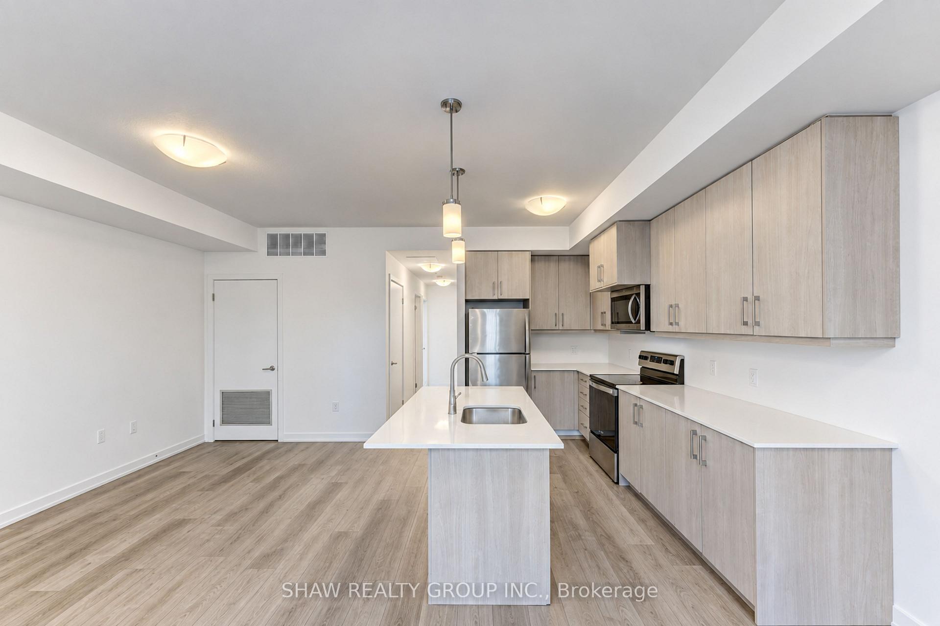 Photo 10 of Unit D16, 10 Palace Street, Kitchener, Laurentian Hills — HOMEH