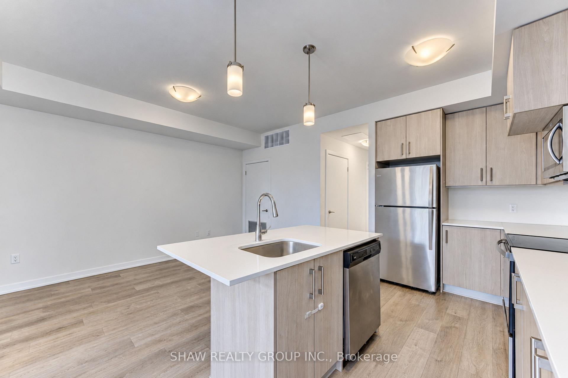 Photo 11 of Unit D16, 10 Palace Street, Kitchener, Laurentian Hills — HOMEH