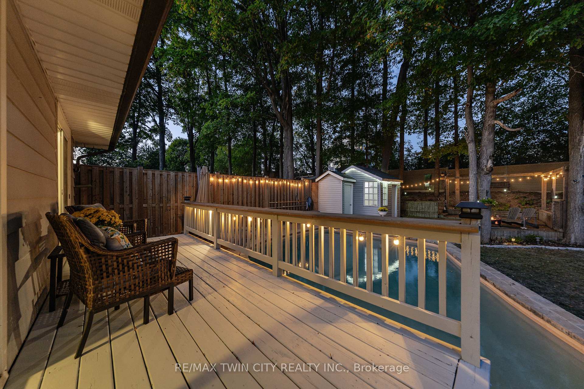 Photo 33 of 150 Coach Hill Drive, Kitchener, Country Hills East — HOMEH