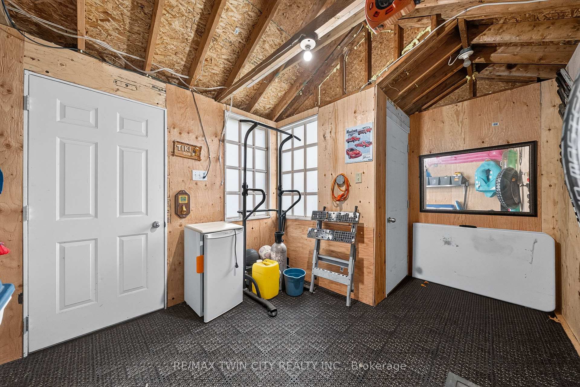 Photo 45 of 150 Coach Hill Drive, Kitchener, Country Hills East — HOMEH