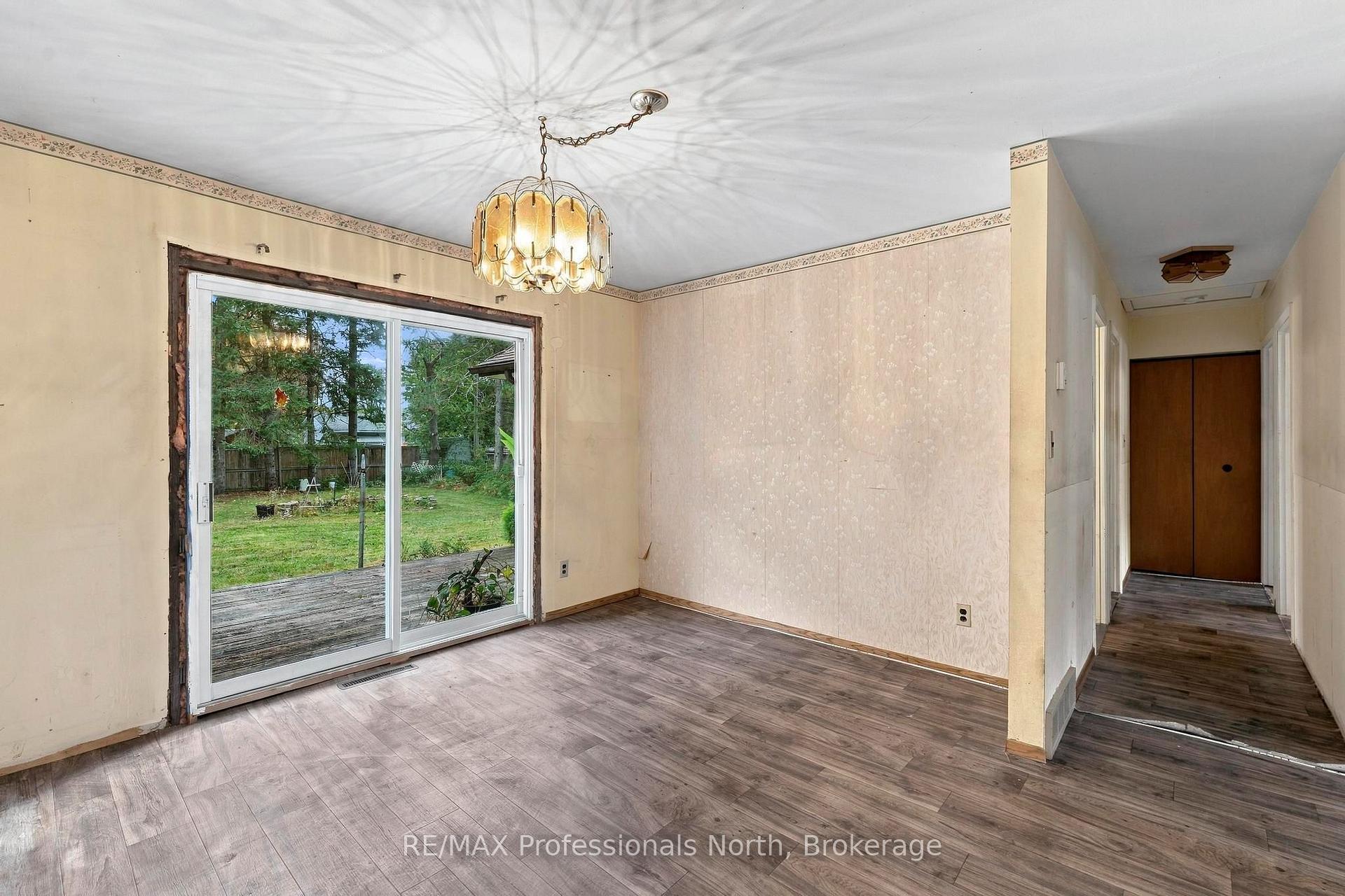 Photo 7 of 23 Vintage Crescent, Minden Hills, Anson — HOMEH