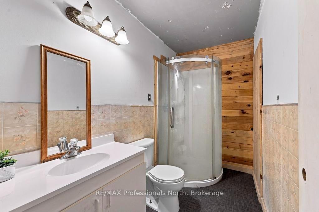 Photo 20 of 23 Vintage Crescent, Minden Hills, Anson — HOMEH
