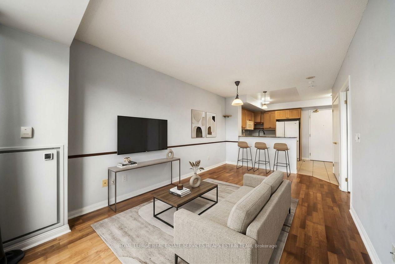 Photo 3 of Unit 103, 1801 Bayview Avenue, Toronto, Leaside — HOMEH