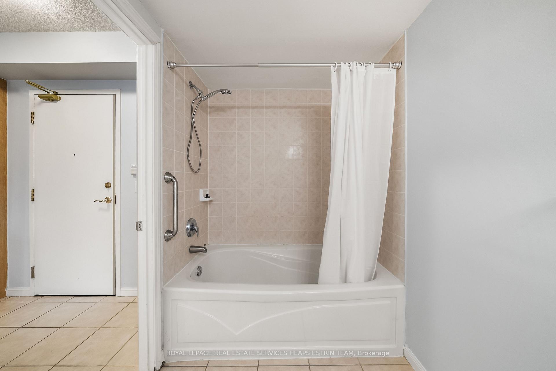 Photo 10 of Unit 103, 1801 Bayview Avenue, Toronto, Leaside — HOMEH