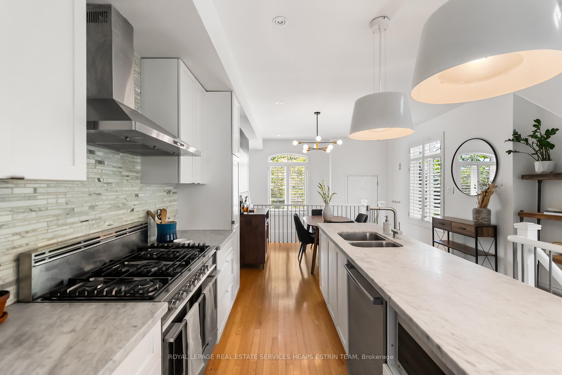 Photo 14 of 32 Mendota Road, Etobicoke, Stonegate-Queensway — HOMEH