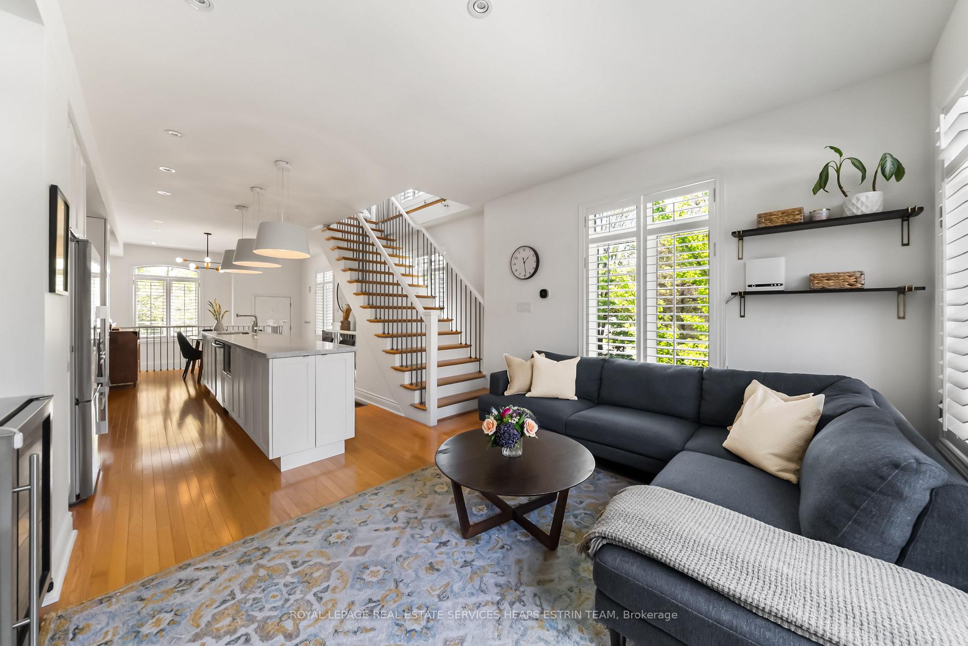 Photo 22 of 32 Mendota Road, Etobicoke, Stonegate-Queensway — HOMEH