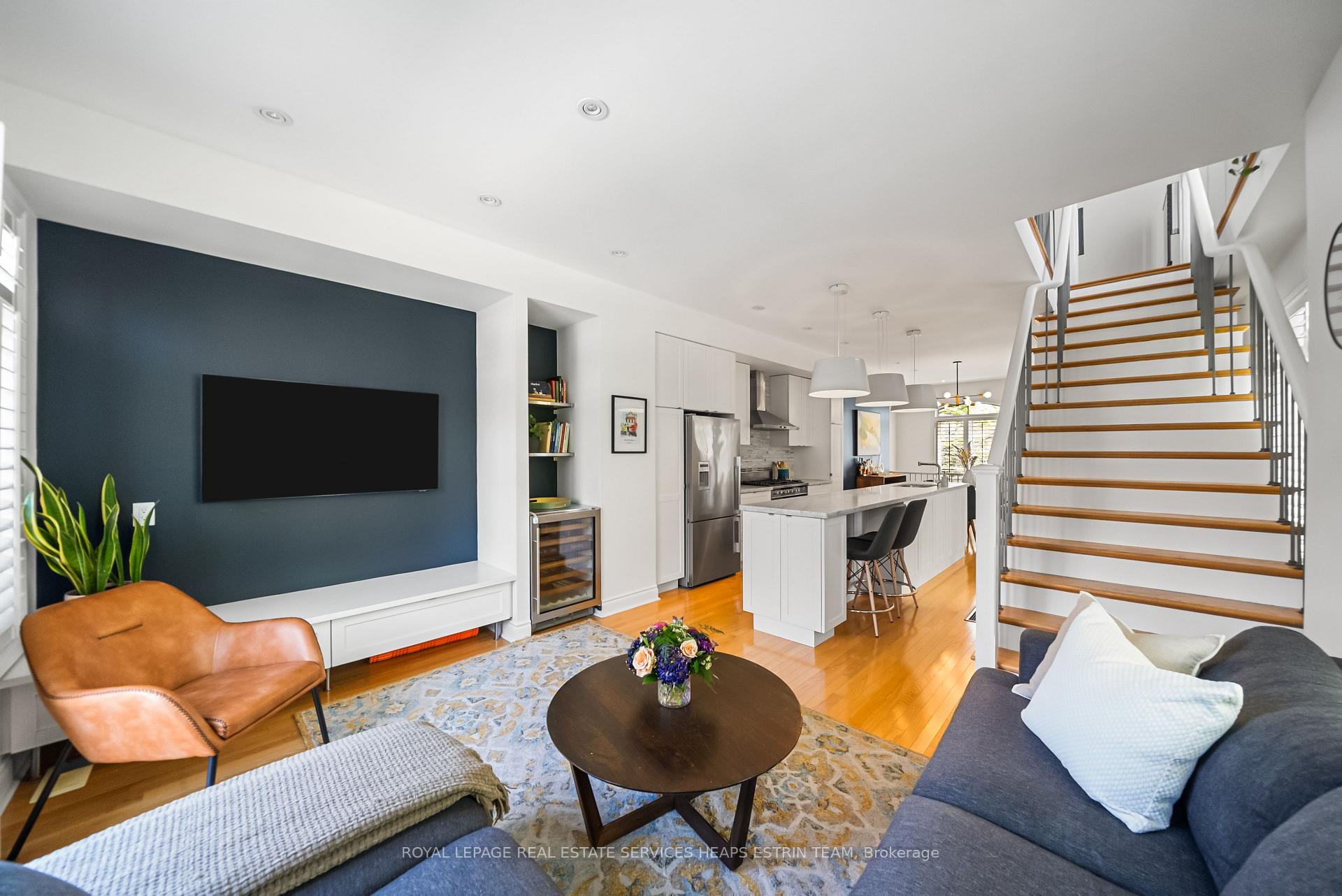 Photo 24 of 32 Mendota Road, Etobicoke, Stonegate-Queensway — HOMEH
